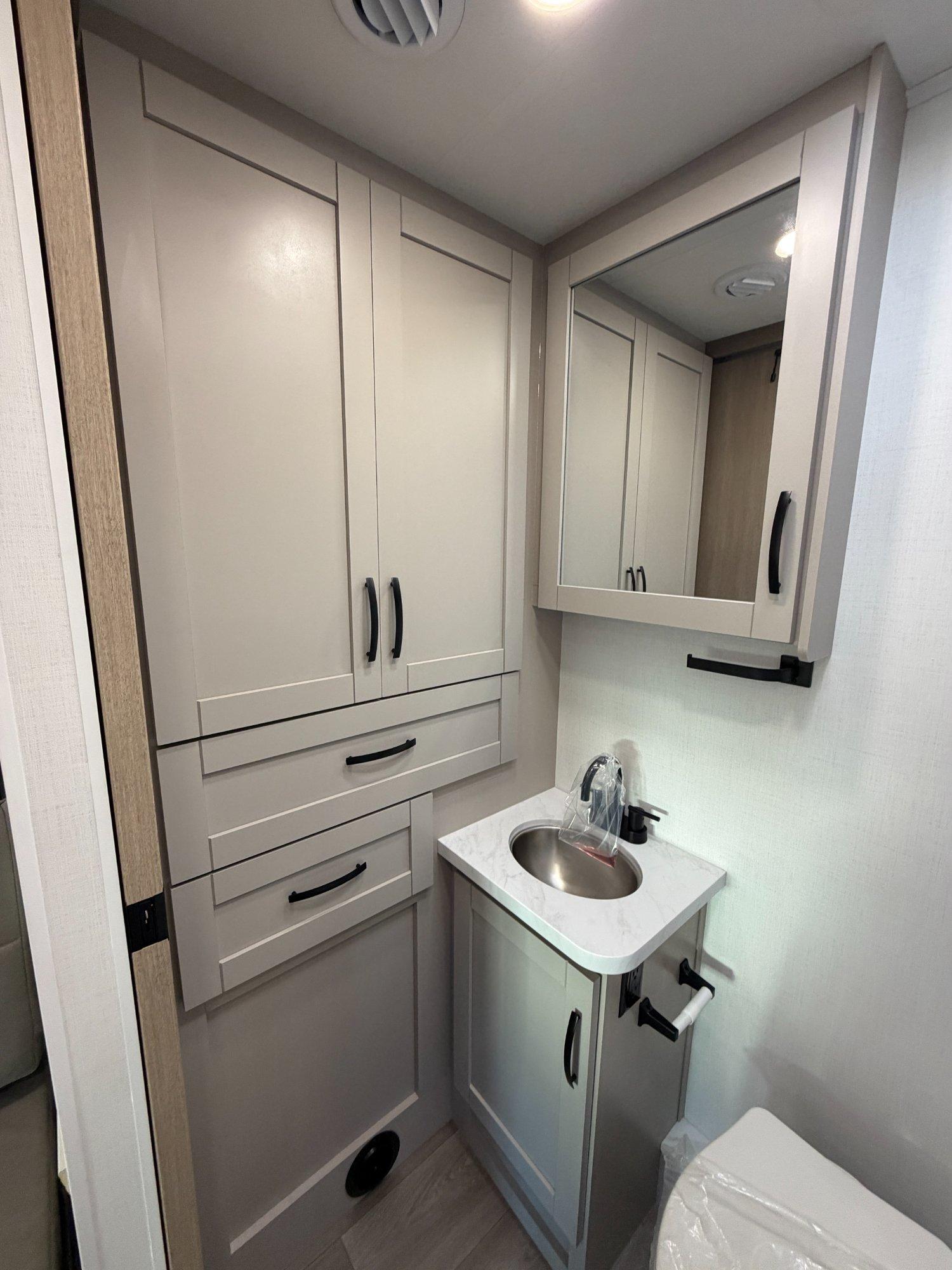 2027 Jayco 2027 Jayco REDHAWK - thumbnail 17