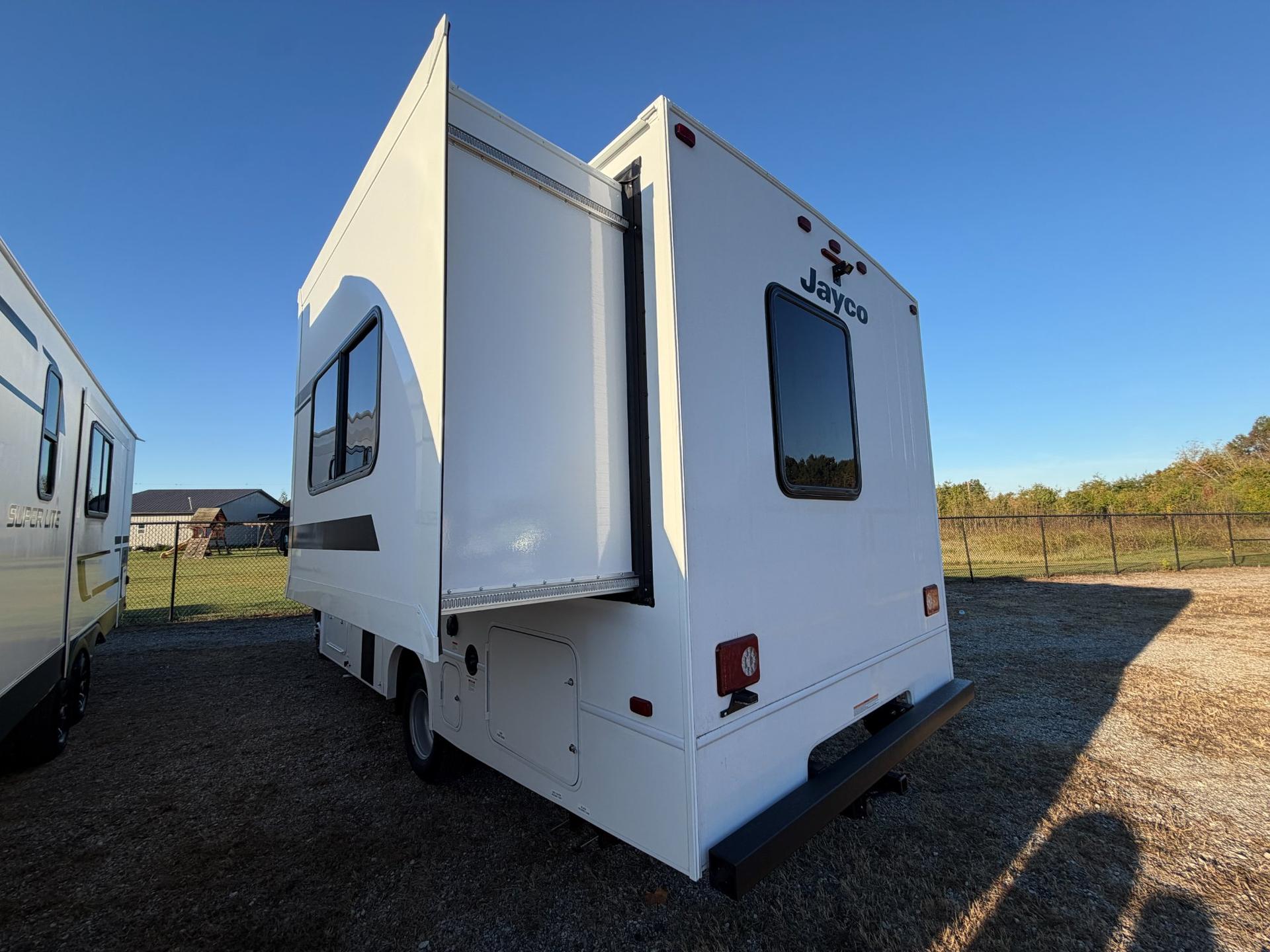 2027 Jayco 2027 Jayco Redhawk SE - thumbnail 5