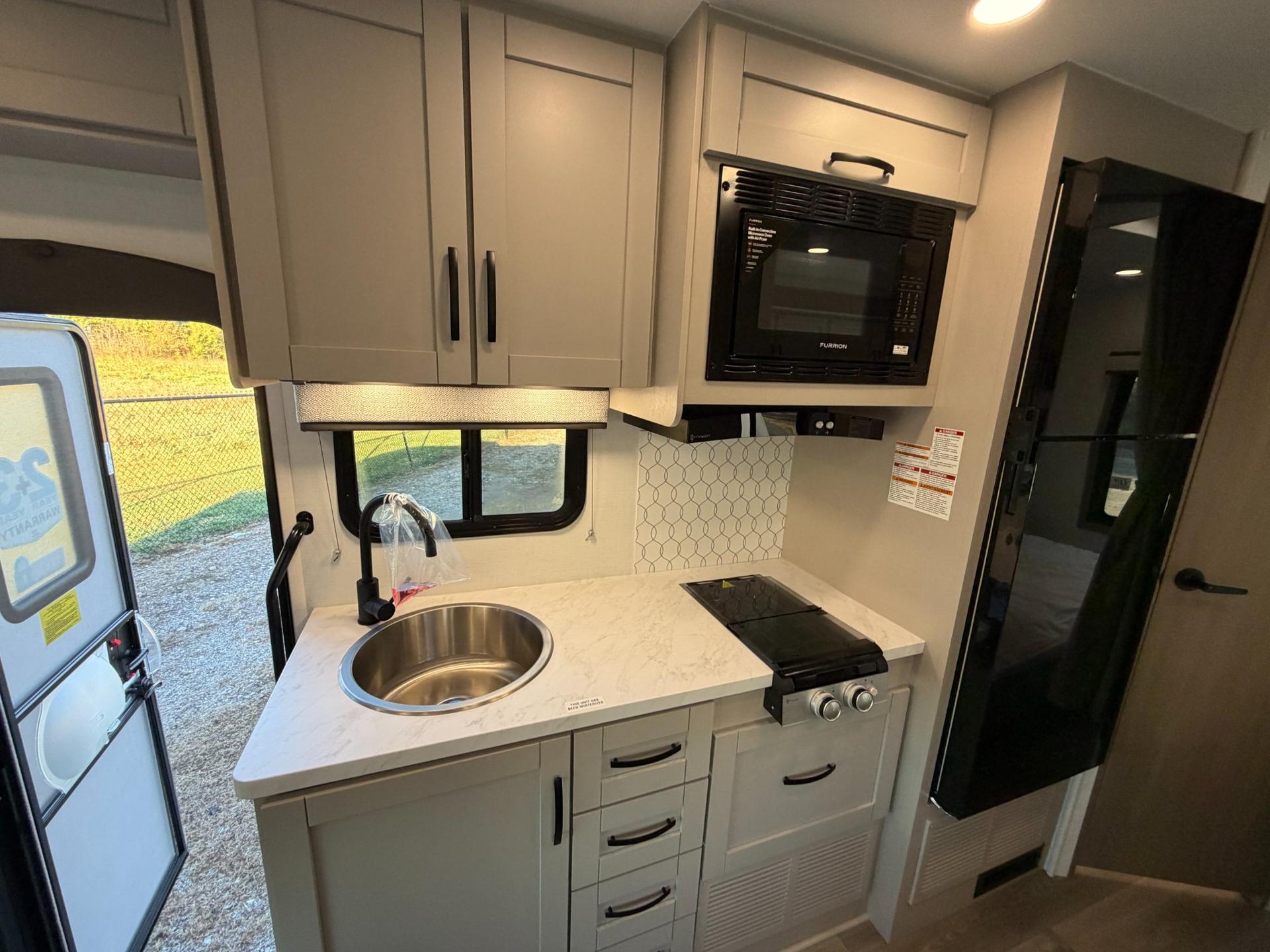 2027 Jayco 2027 Jayco Redhawk SE - thumbnail 12
