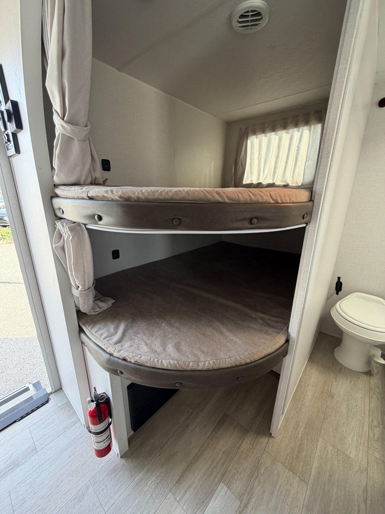 2025 Forest River 2025 Forest River Wildwood X-Lite - thumbnail 13