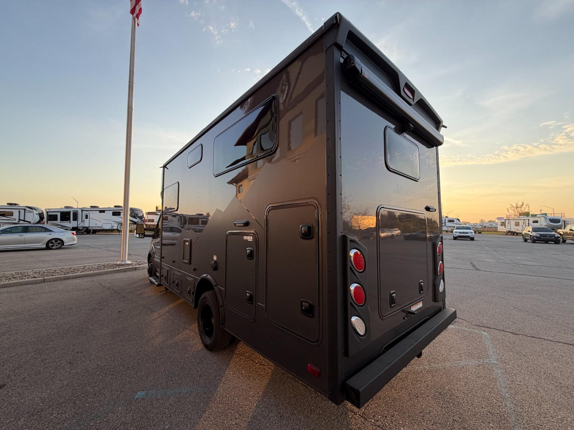 2027 Jayco 2027 Jayco Granite Ridge - thumbnail 8