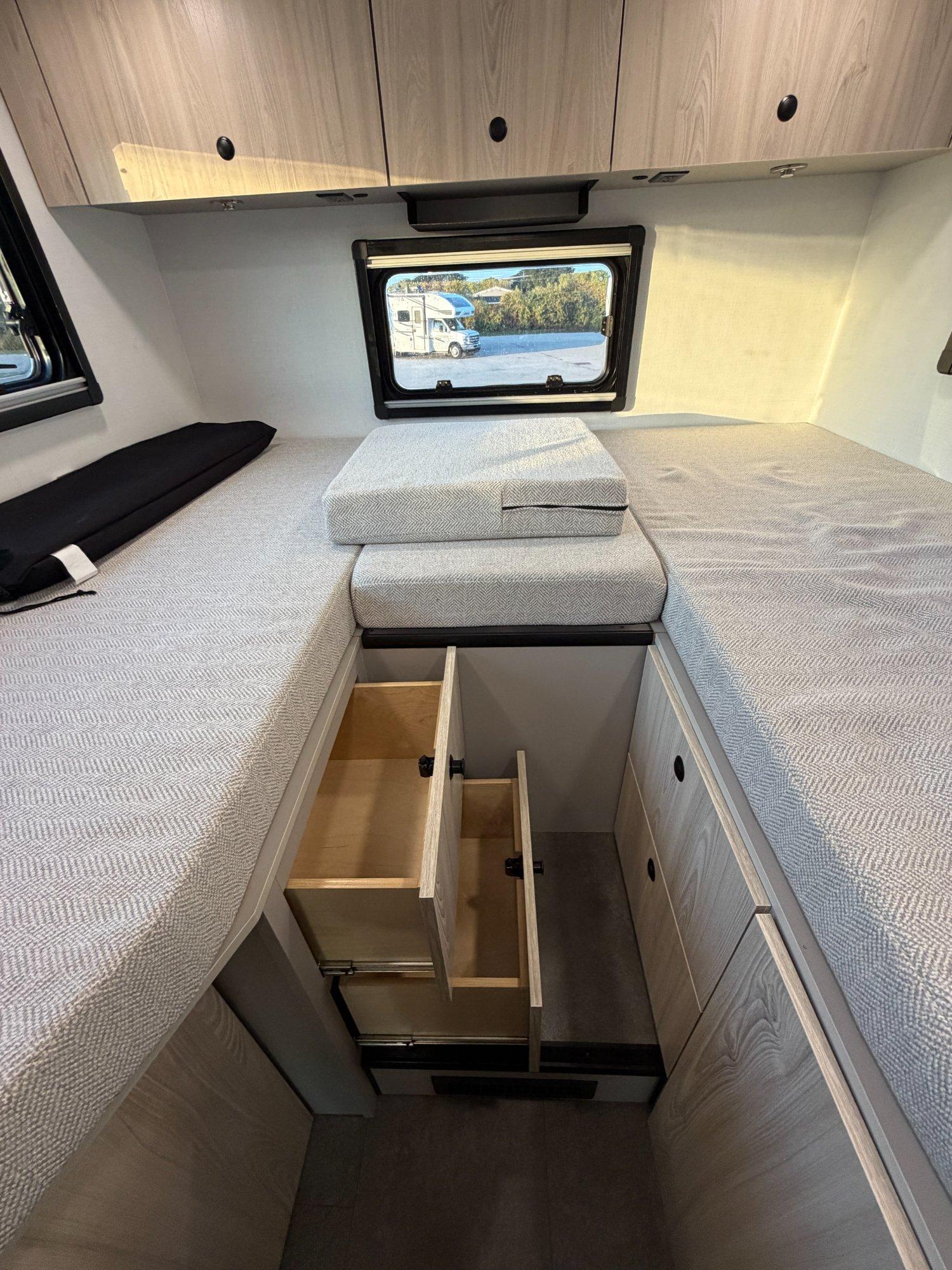 2027 Jayco 2027 Jayco Granite Ridge - thumbnail 27