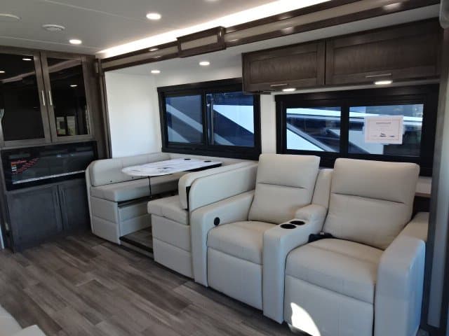 2026 Jayco 2026 Jayco Precept - thumbnail 24