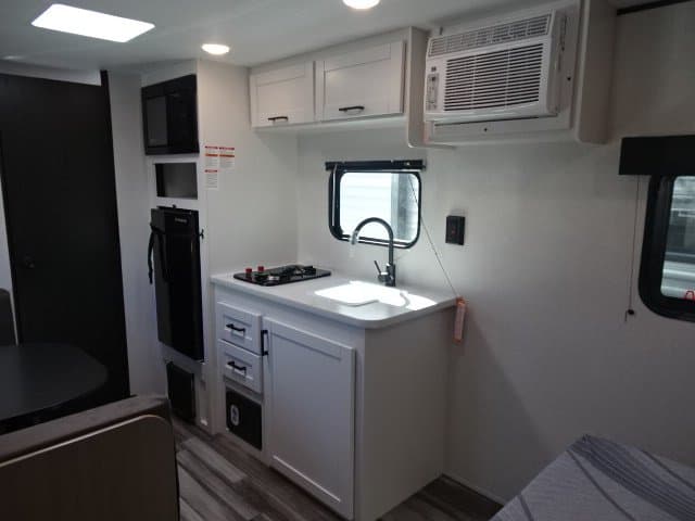 2026 Jayco 2026 Jayco Jay Flight SLX - thumbnail 7