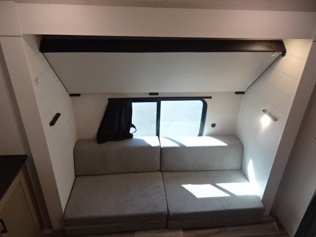 2026 Jayco 2026 Jayco Jay Flight SLX - thumbnail 31