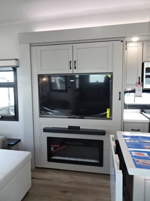 2026 Jayco 2026 Jayco North Point - thumbnail 12