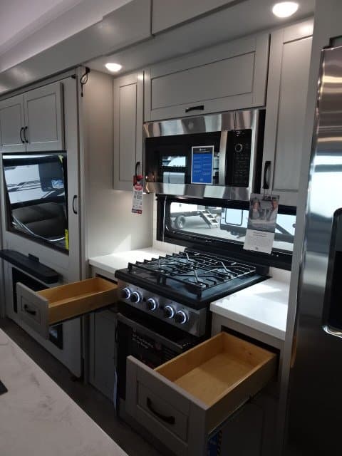 2026 Jayco 2026 Jayco North Point - thumbnail 28