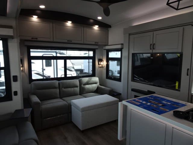 2026 Jayco 2026 Jayco North Point - thumbnail 16