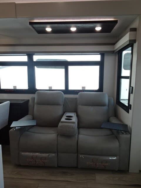 2026 Jayco 2026 Jayco North Point - thumbnail 19