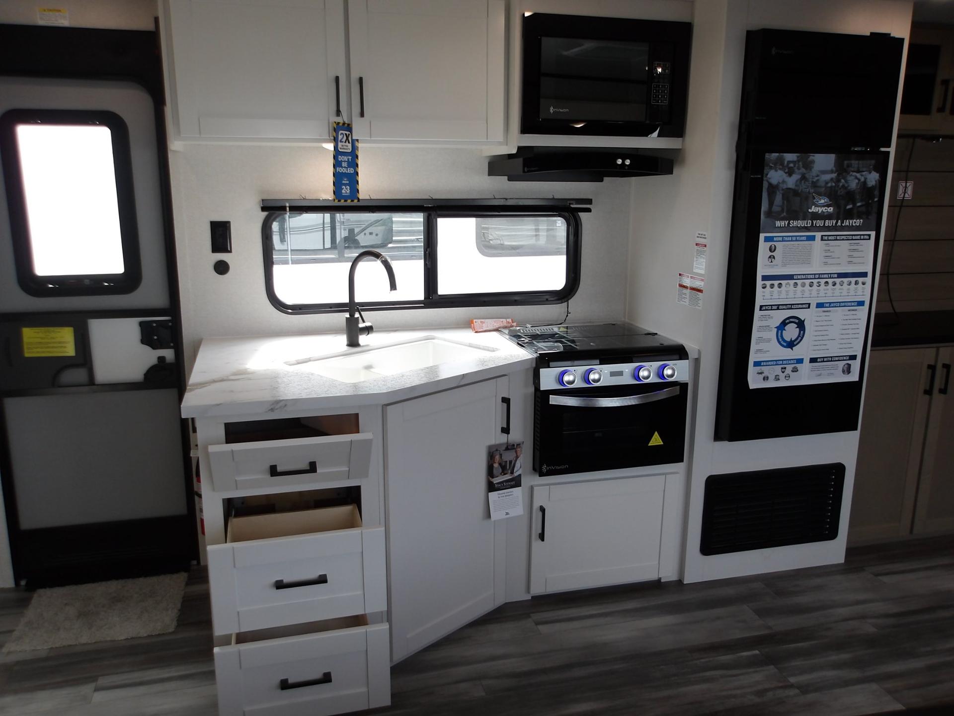 2026 Jayco 2026 Jayco Jay Flight SLX - thumbnail 11