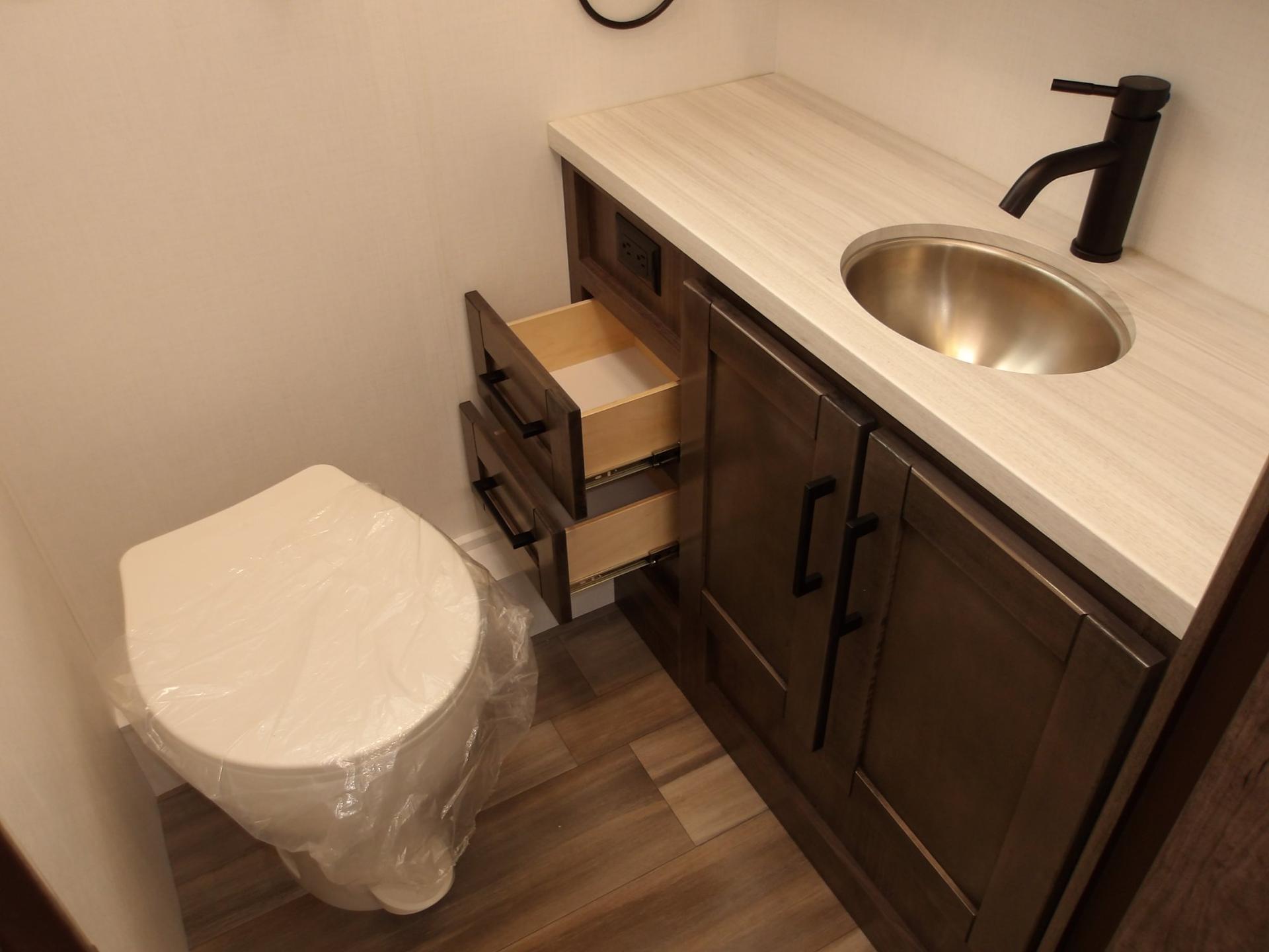 2026 Jayco 2026 Jayco Greyhawk - thumbnail 39