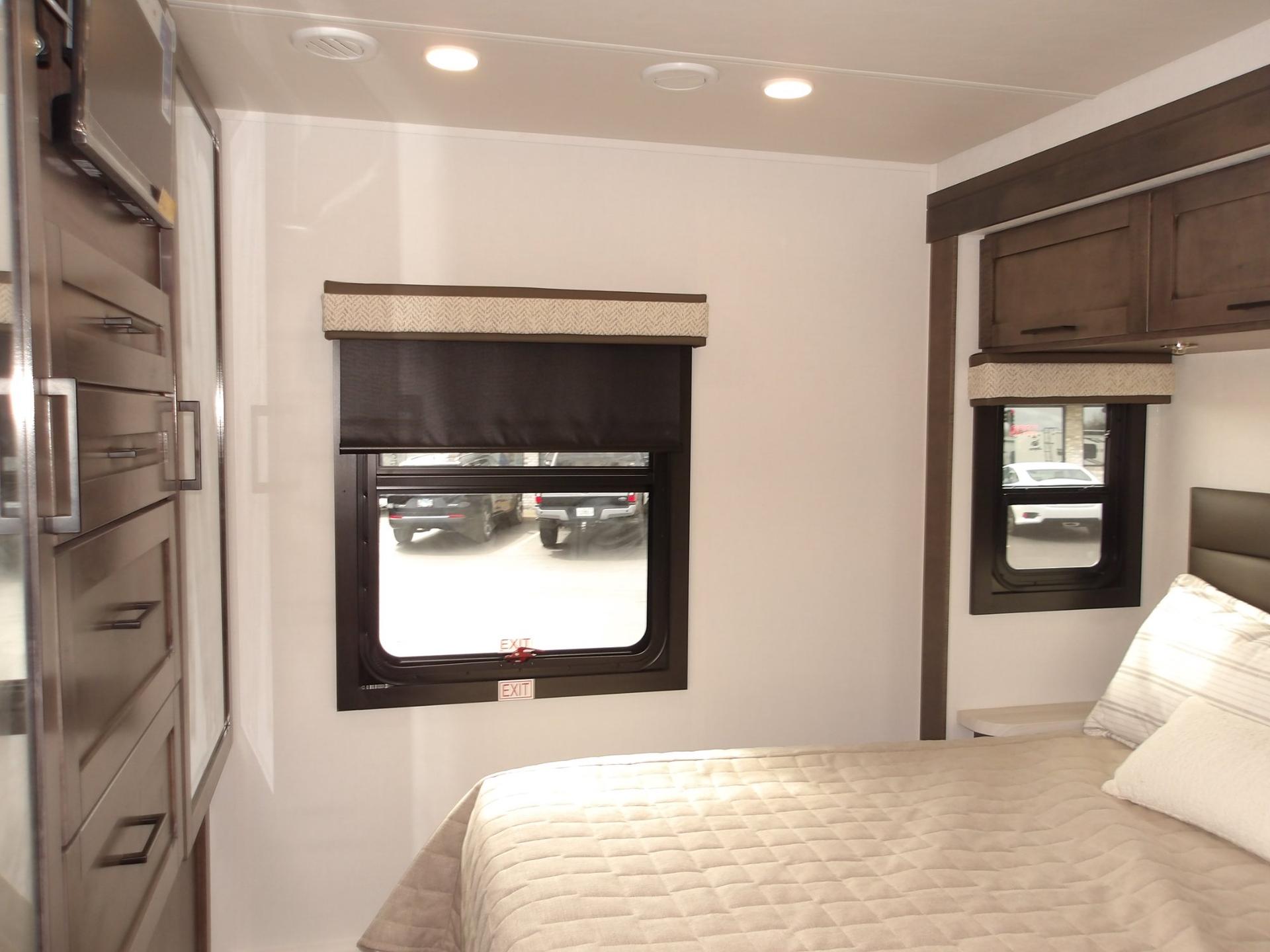 2026 Jayco 2026 Jayco Greyhawk - thumbnail 42