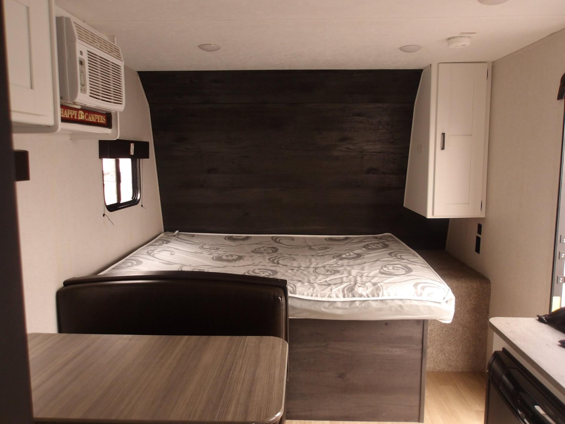 2021 Keystone 2021 Keystone Hideout - thumbnail 18