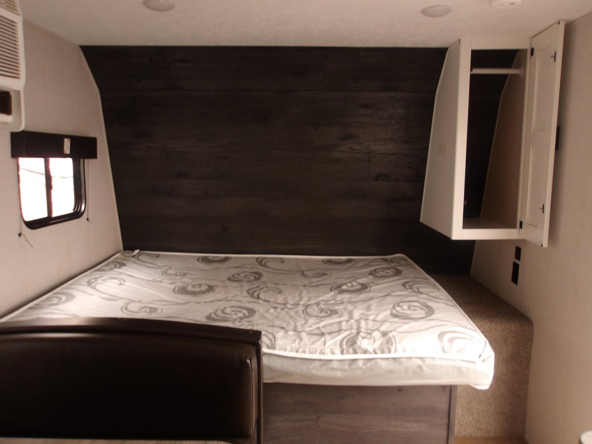 2021 Keystone 2021 Keystone Hideout - thumbnail 19