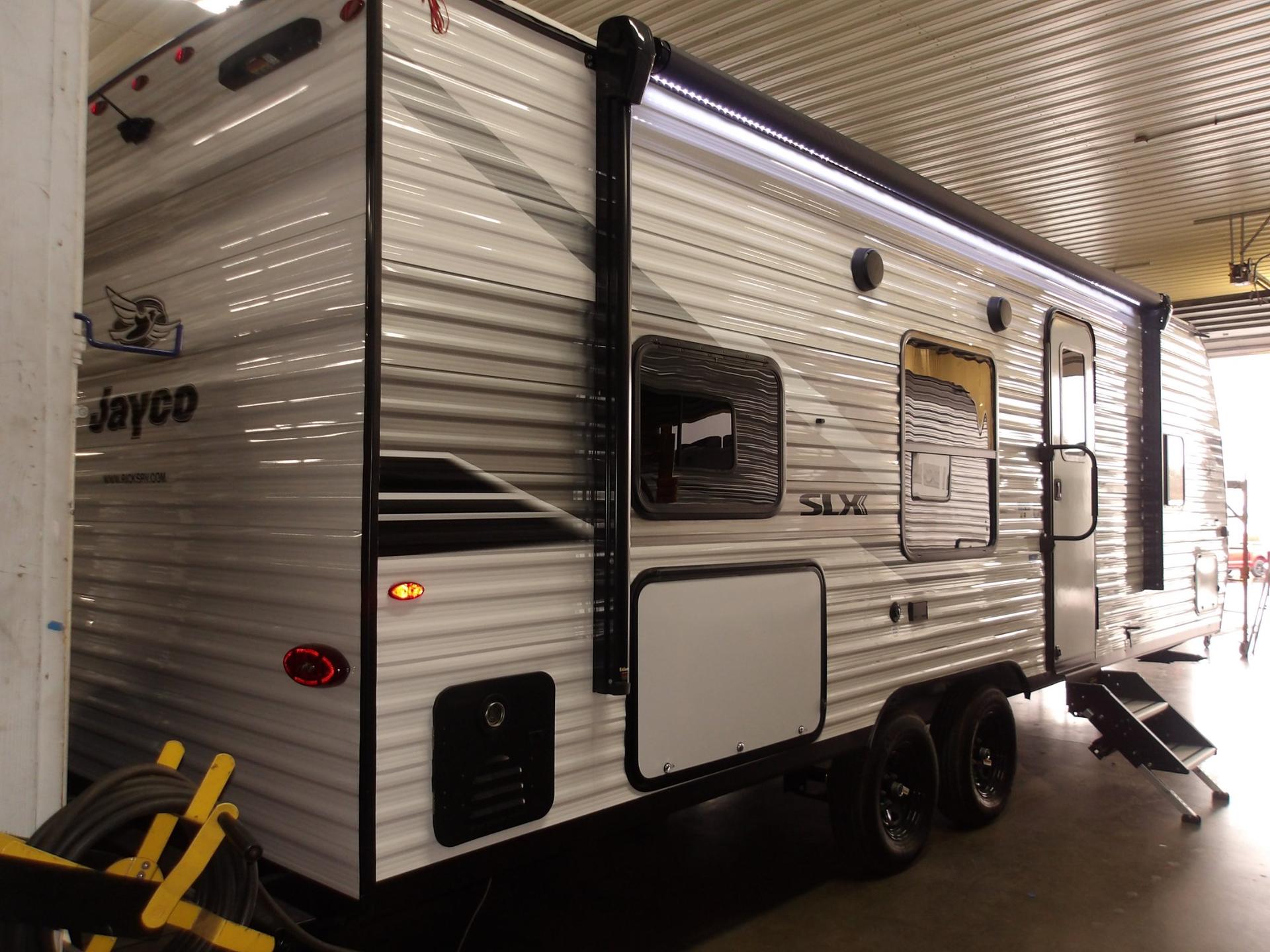 2025 Jayco 2025 Jayco Jay Flight SLX - thumbnail 4