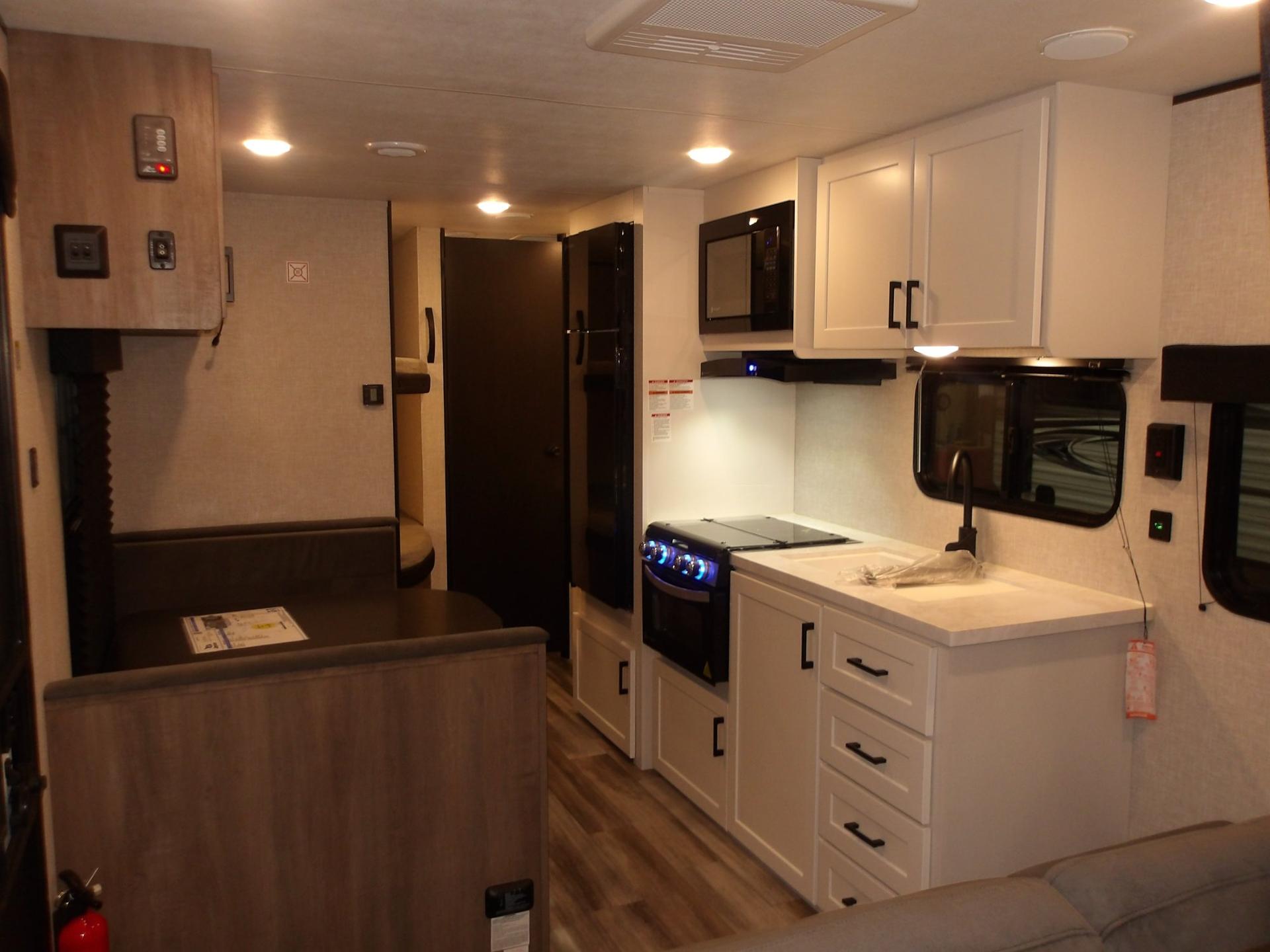 2025 Jayco 2025 Jayco Jay Flight SLX - thumbnail 9