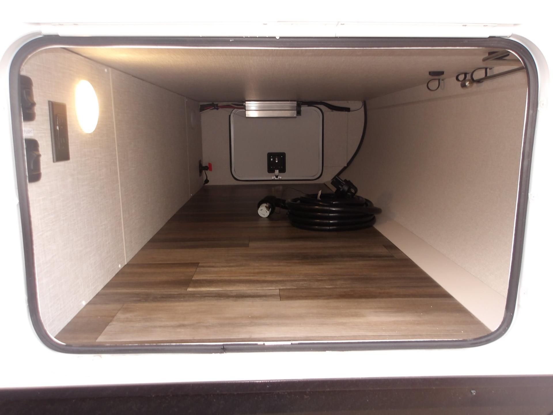 2026 Highland Ridge RV 2026 Highland Ridge RV Range Lite - thumbnail 3