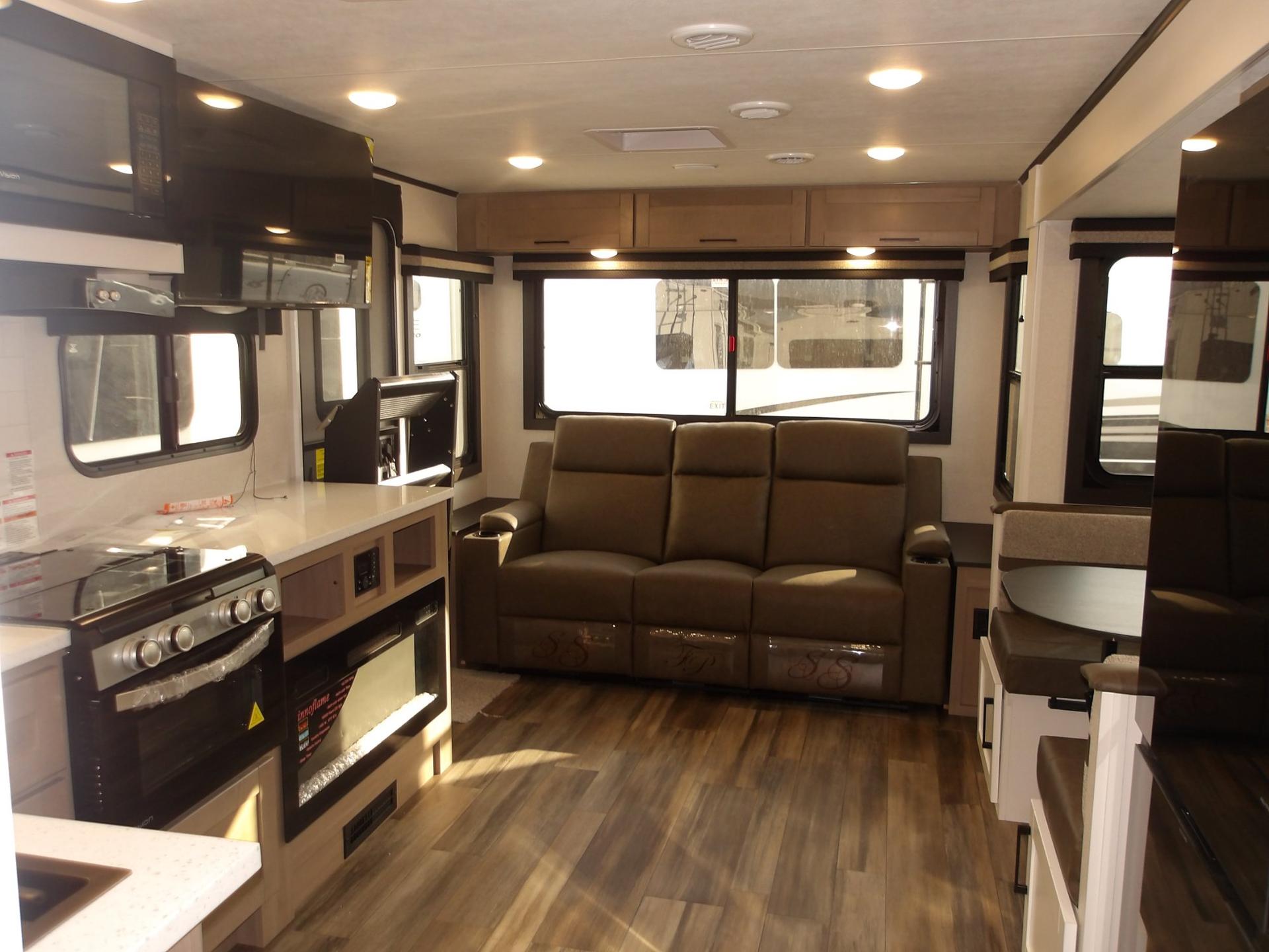 2026 Highland Ridge RV 2026 Highland Ridge RV Range Lite - thumbnail 9