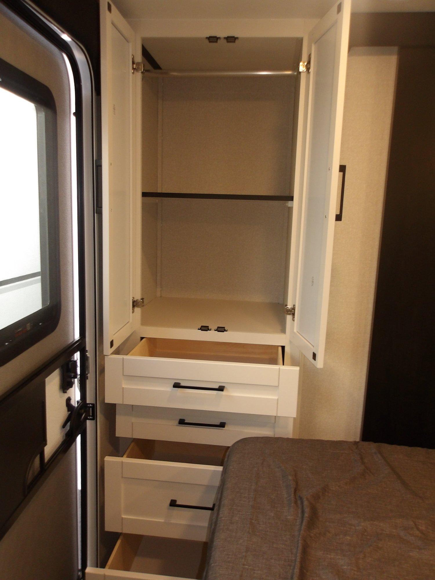 2026 Highland Ridge RV 2026 Highland Ridge RV Range Lite - thumbnail 40