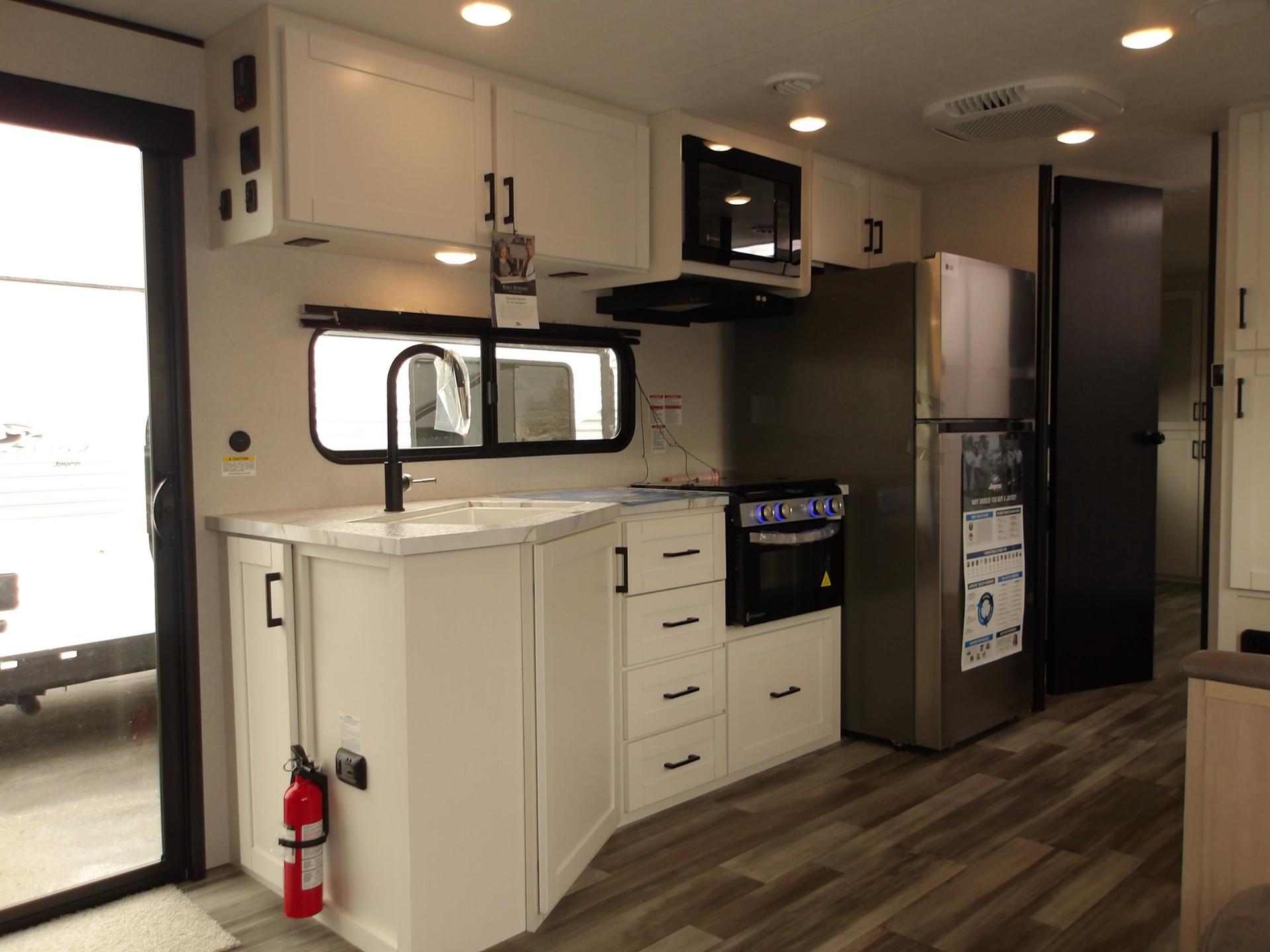 2026 Jayco 2026 Jayco Jay Flight SLX - thumbnail 15