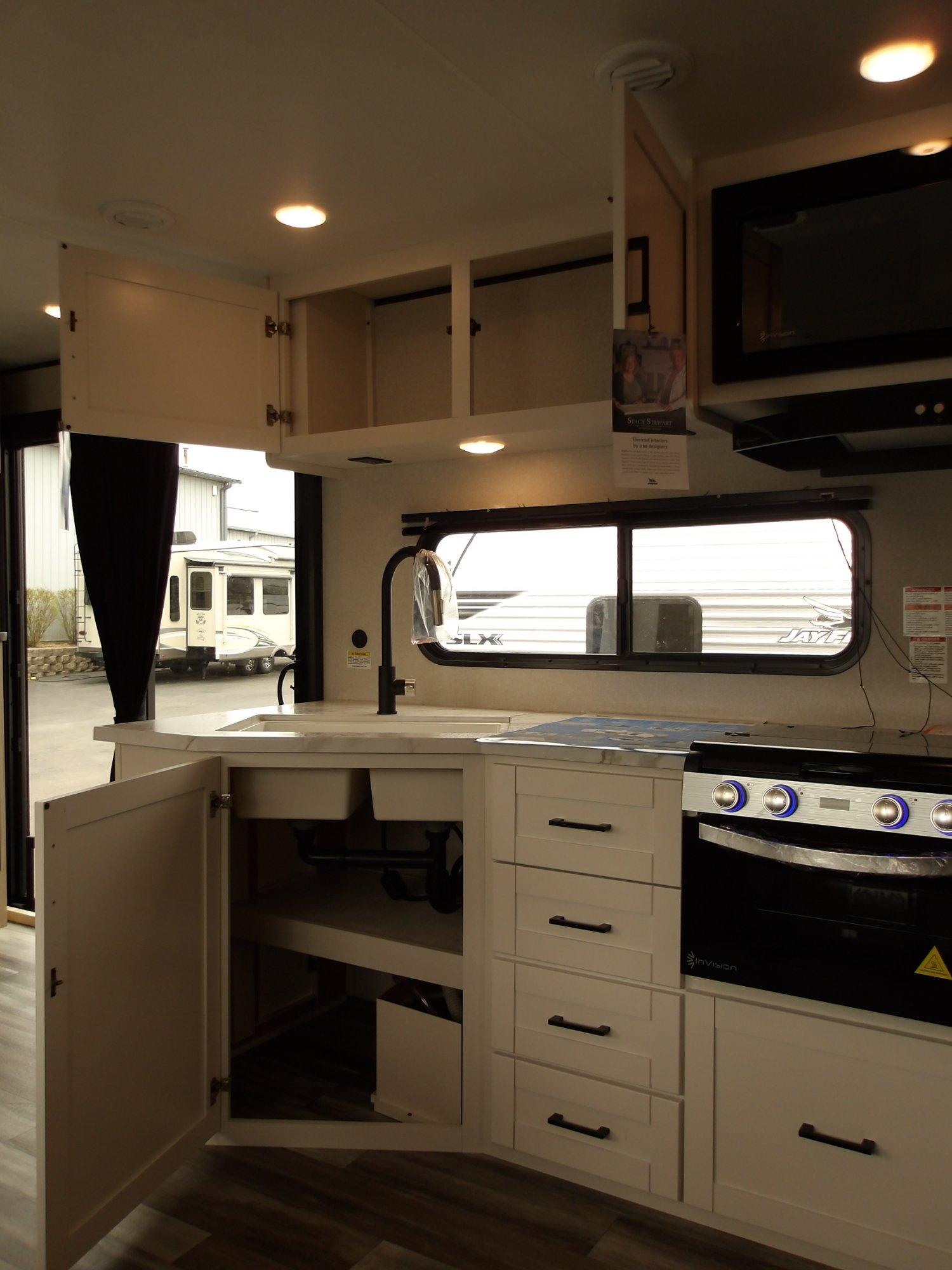 2026 Jayco 2026 Jayco Jay Flight SLX - thumbnail 18