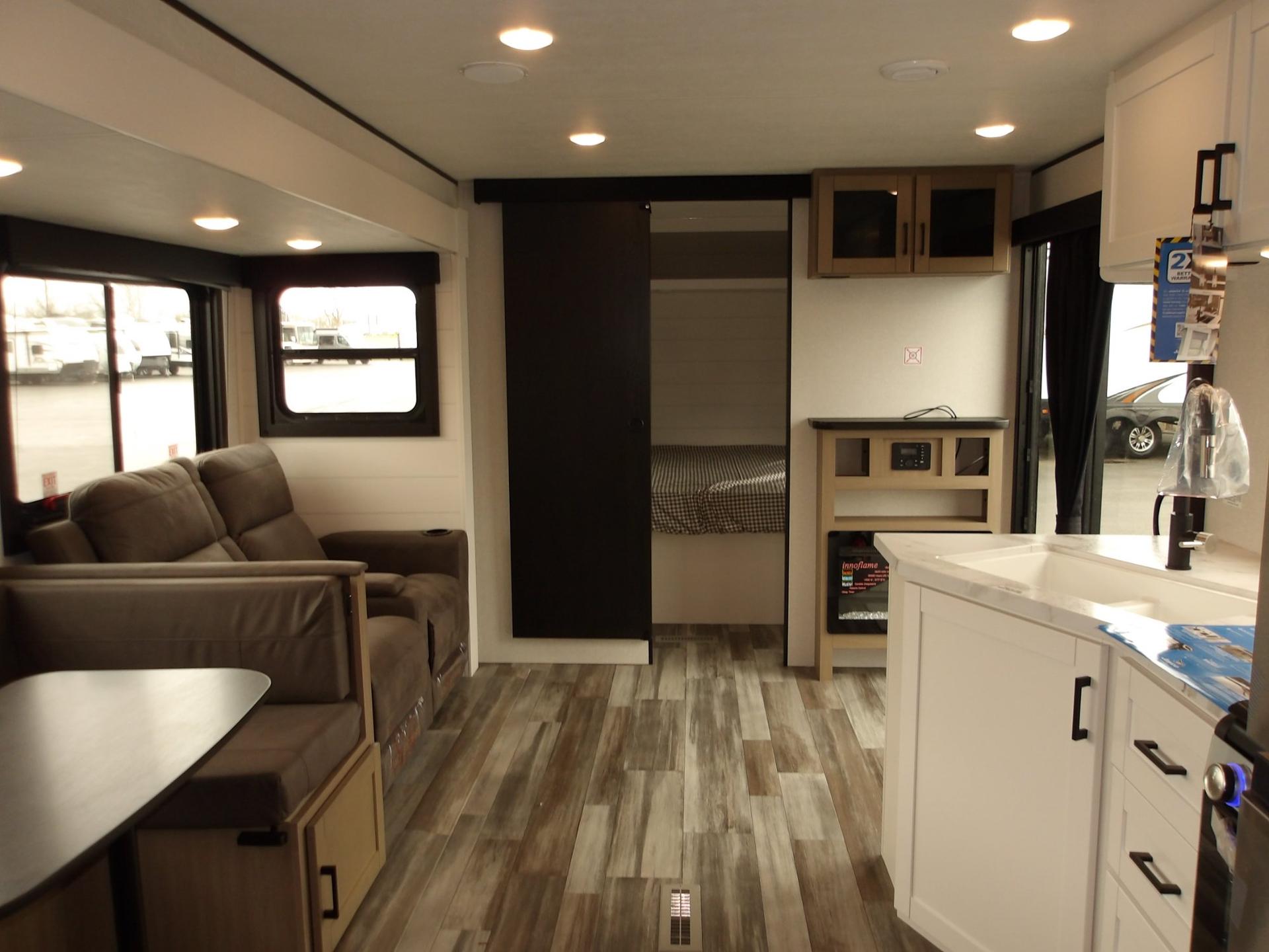 2026 Jayco 2026 Jayco Jay Flight SLX - thumbnail 36