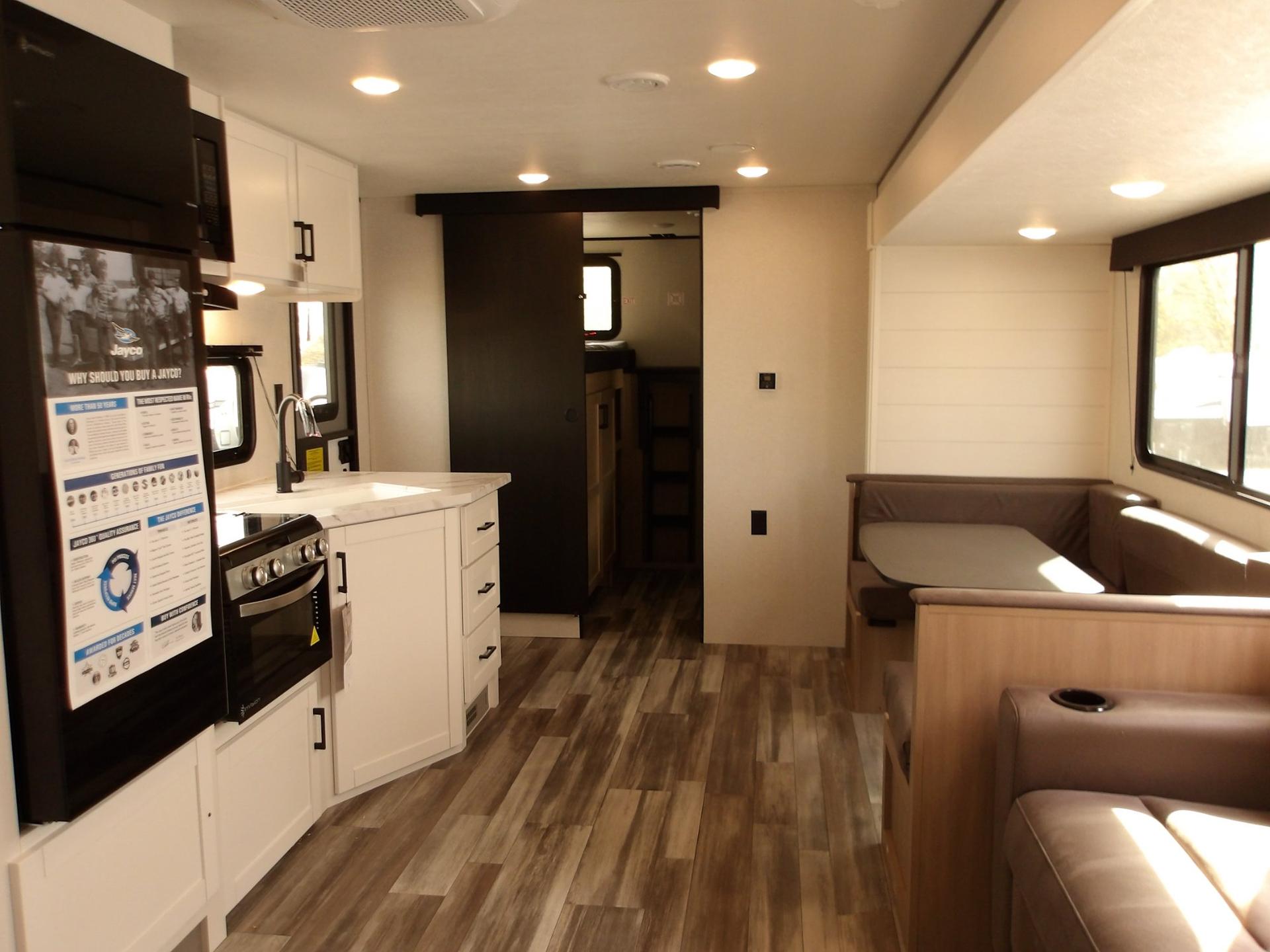 2026 Jayco 2026 Jayco Jay Flight SLX - thumbnail 36