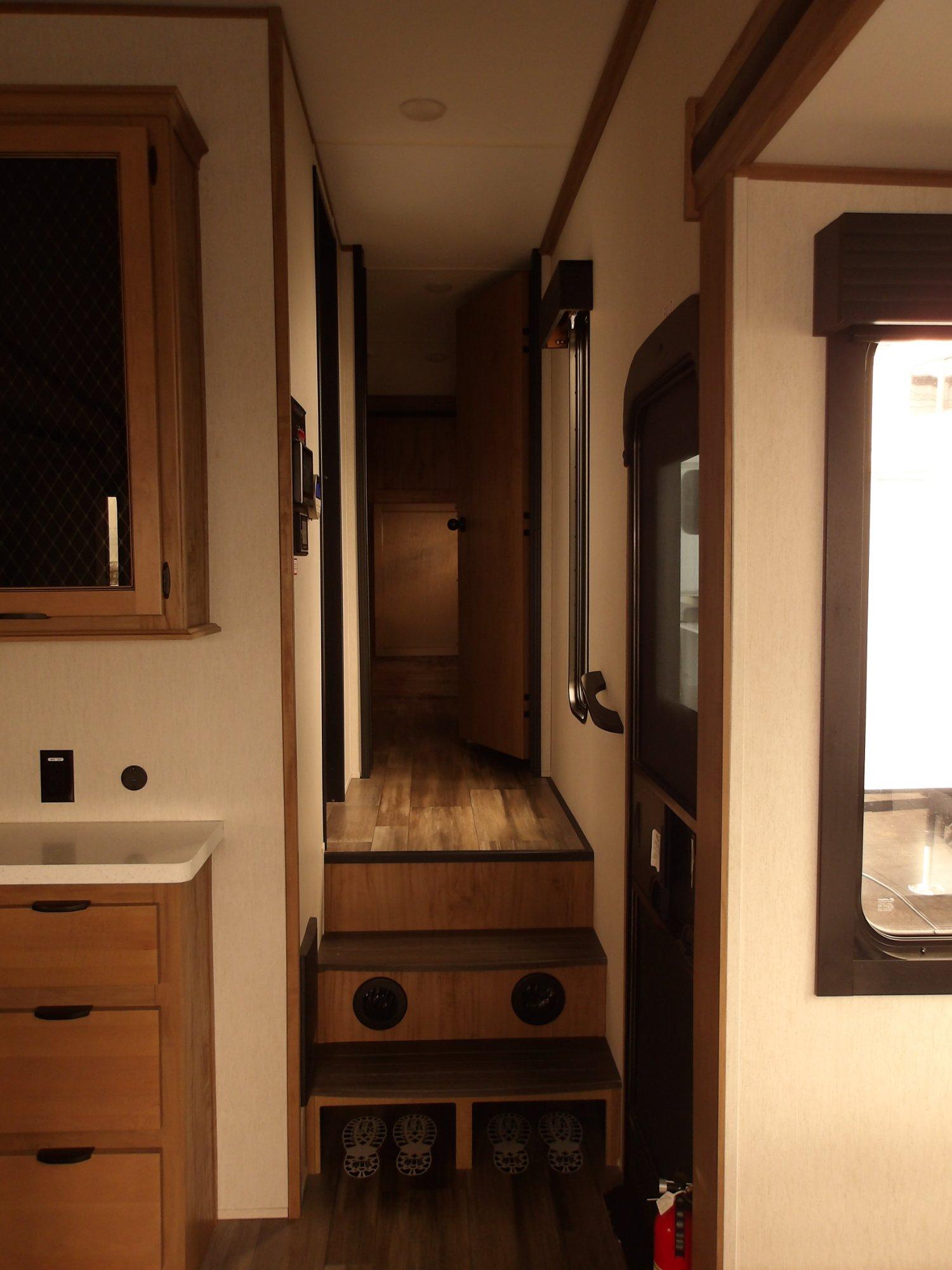 2024 FOREST RIVER 2024 FOREST RIVER SABRE - thumbnail 34