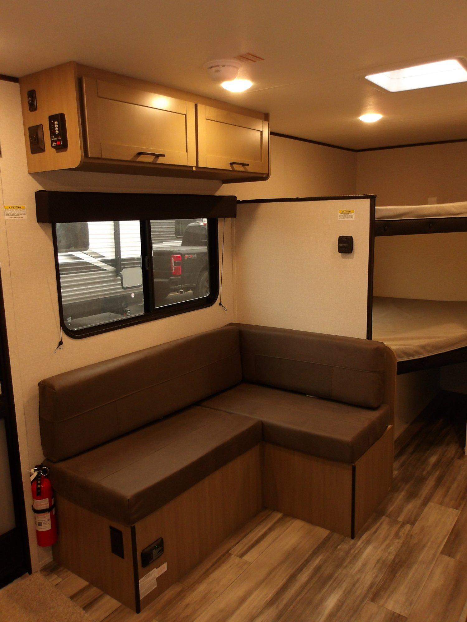 2026 Jayco 2026 Jayco Jay Flight SLX - thumbnail 13