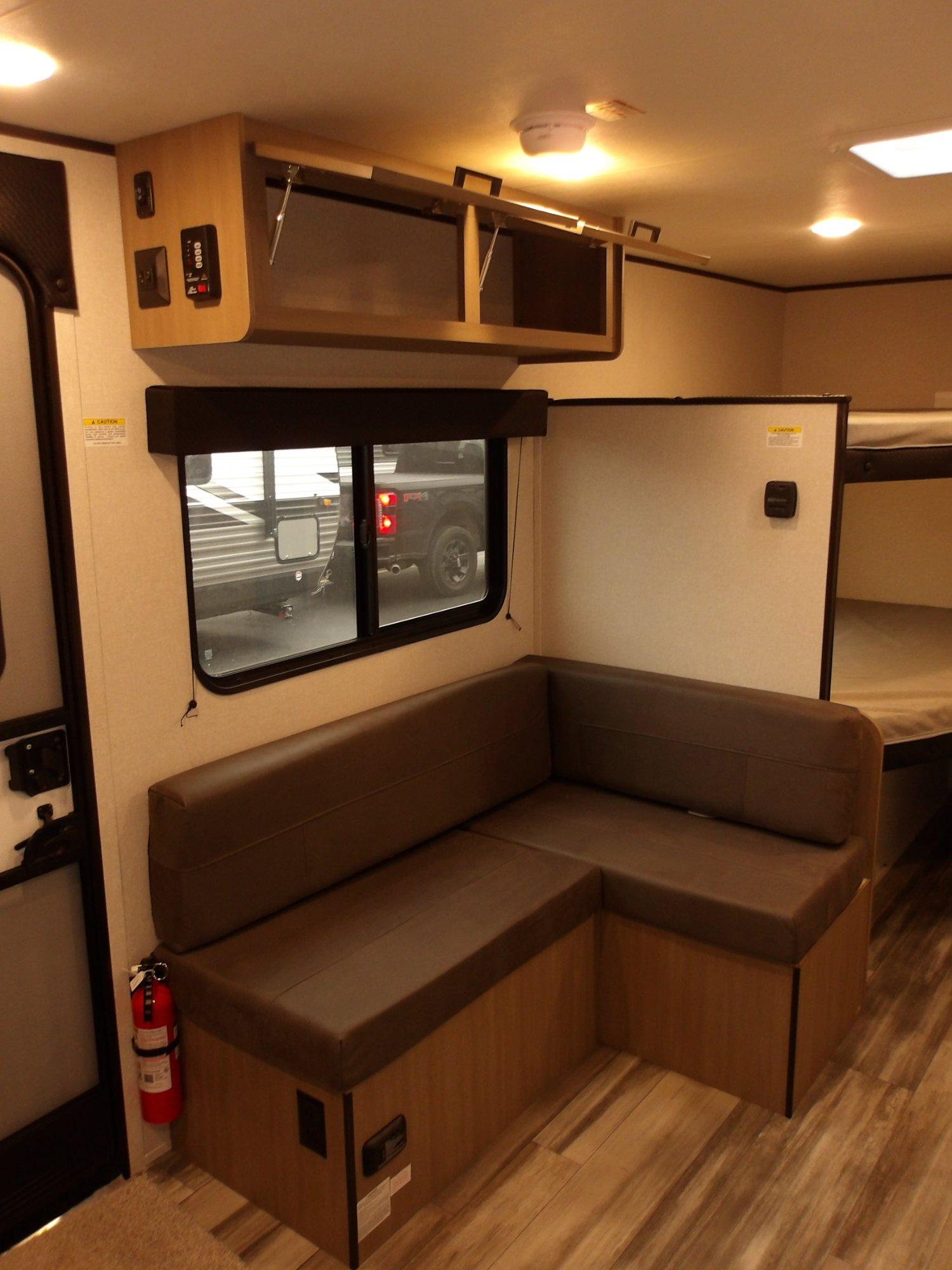 2026 Jayco 2026 Jayco Jay Flight SLX - thumbnail 14