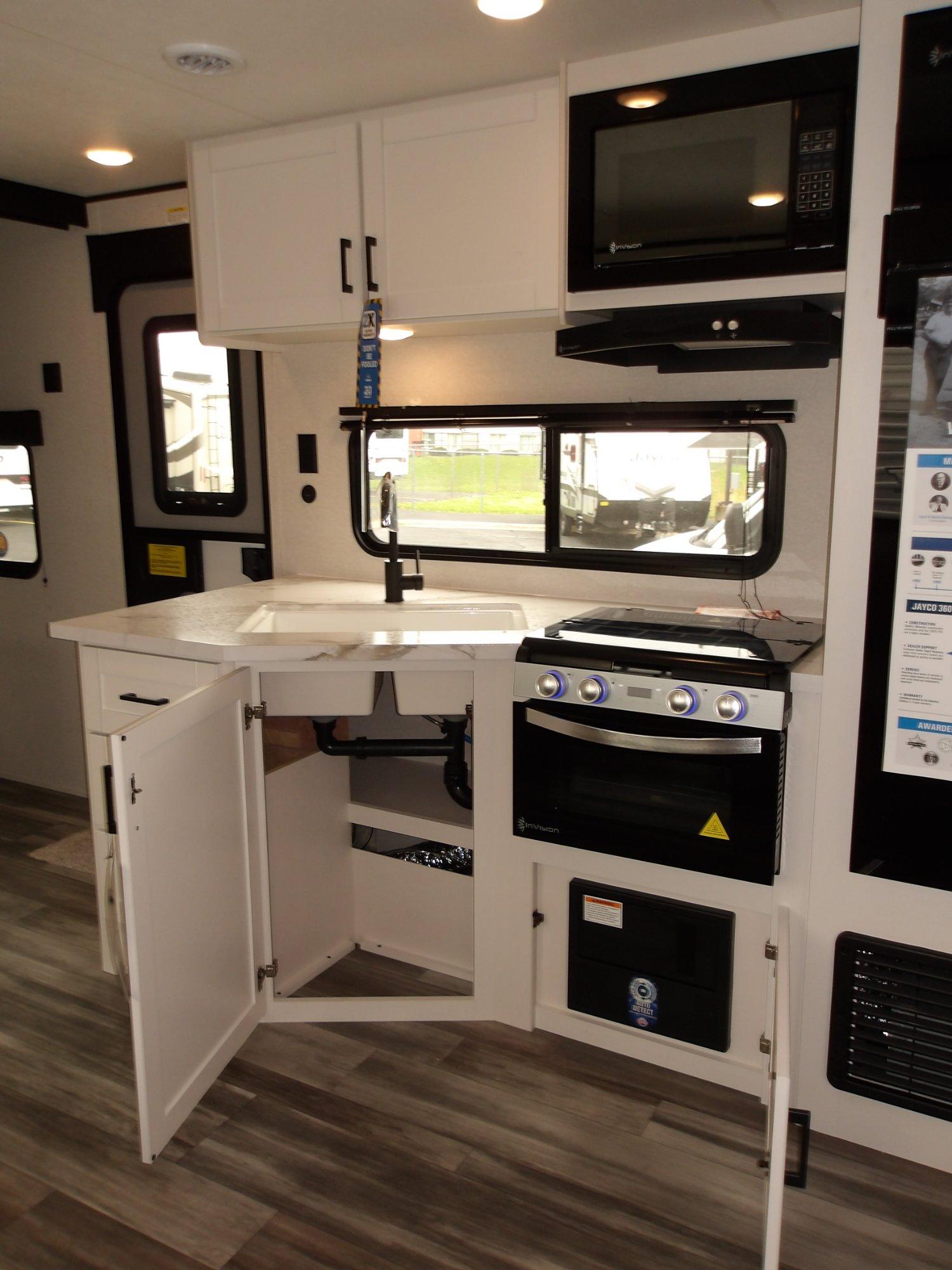 2026 Jayco 2026 Jayco Jay Flight SLX - thumbnail 18