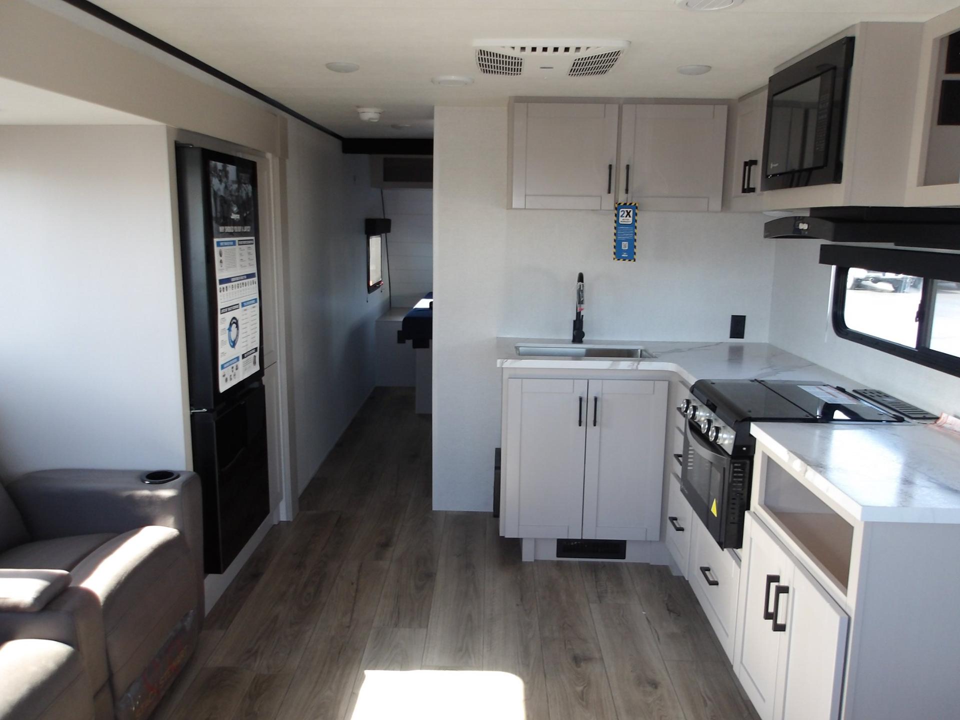 2026 Jayco 2026 Jayco Jay Feather SL - thumbnail 9