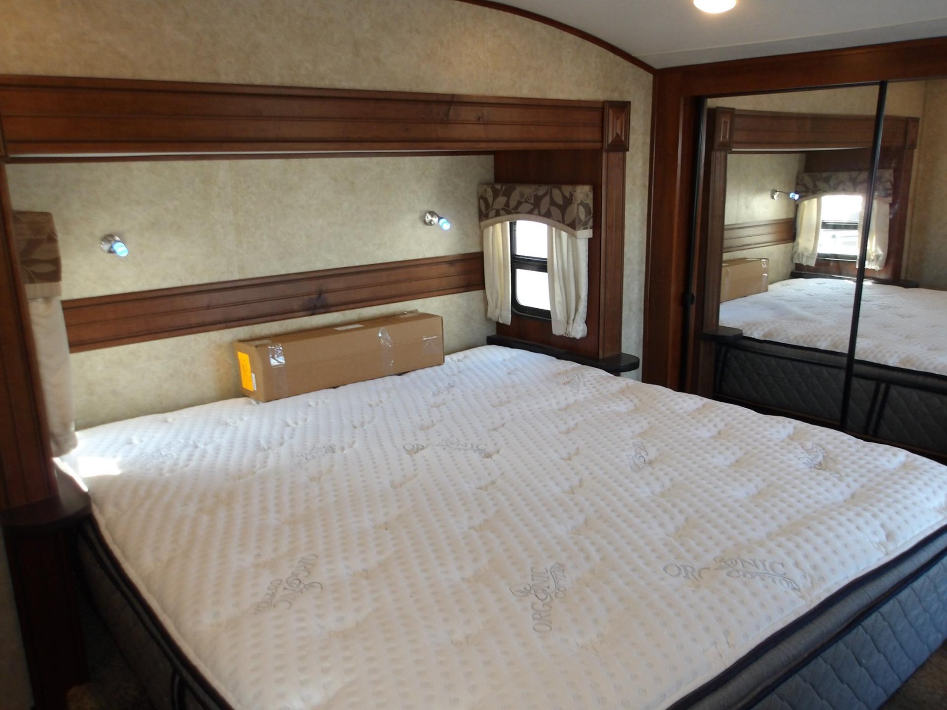 2017 Jayco 2017 Jayco Eagle - thumbnail 37