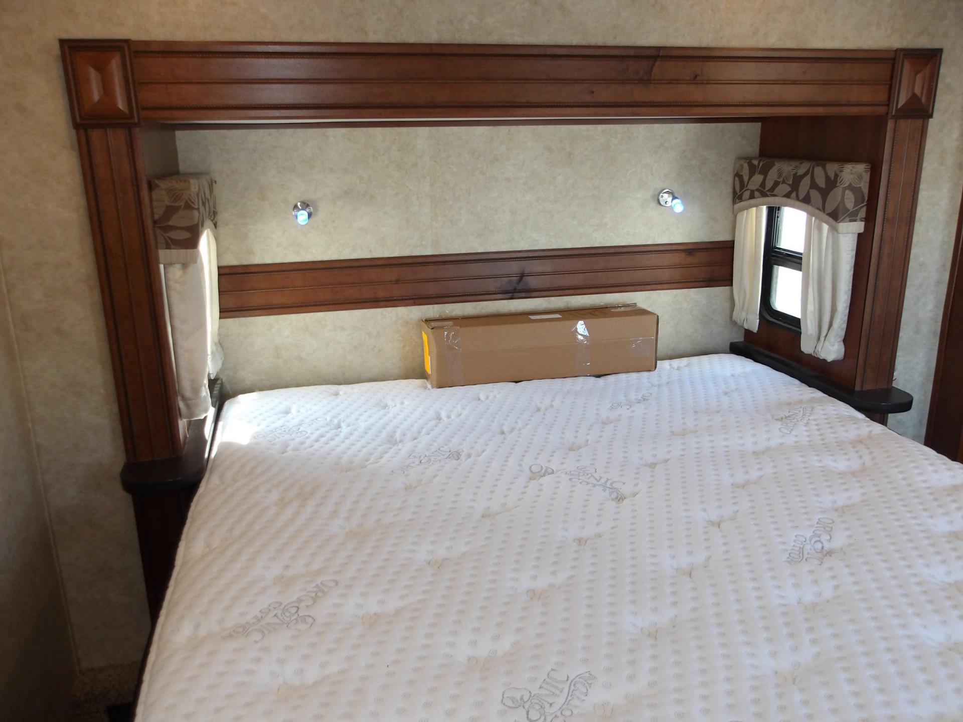 2017 Jayco 2017 Jayco Eagle - thumbnail 38