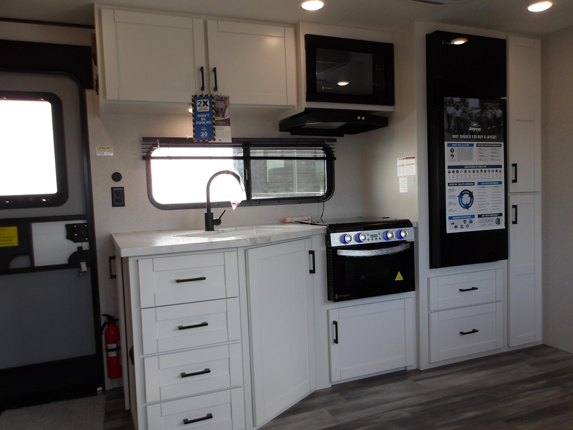 2026 Jayco 2026 Jayco Jay Flight SLX - thumbnail 11