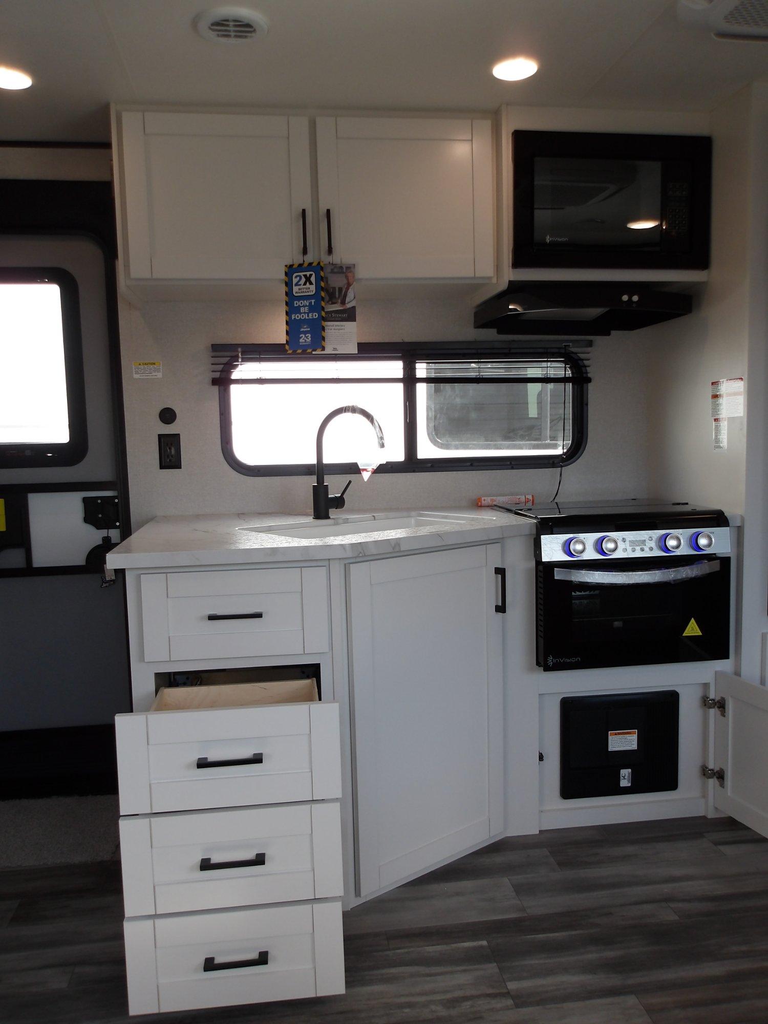 2026 Jayco 2026 Jayco Jay Flight SLX - thumbnail 13