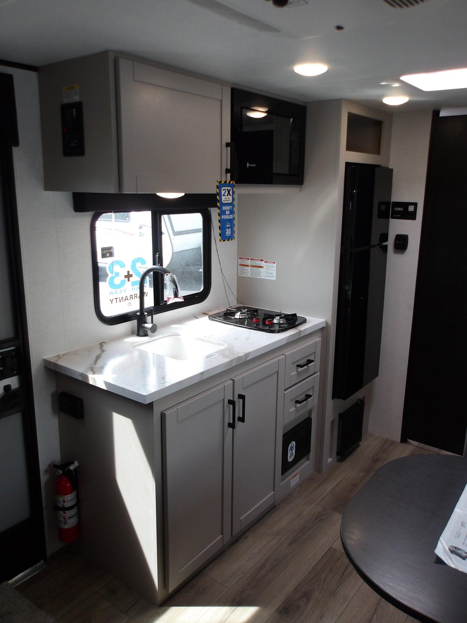 2026 Jayco 2026 Jayco Jay Feather Air Sl - thumbnail 10