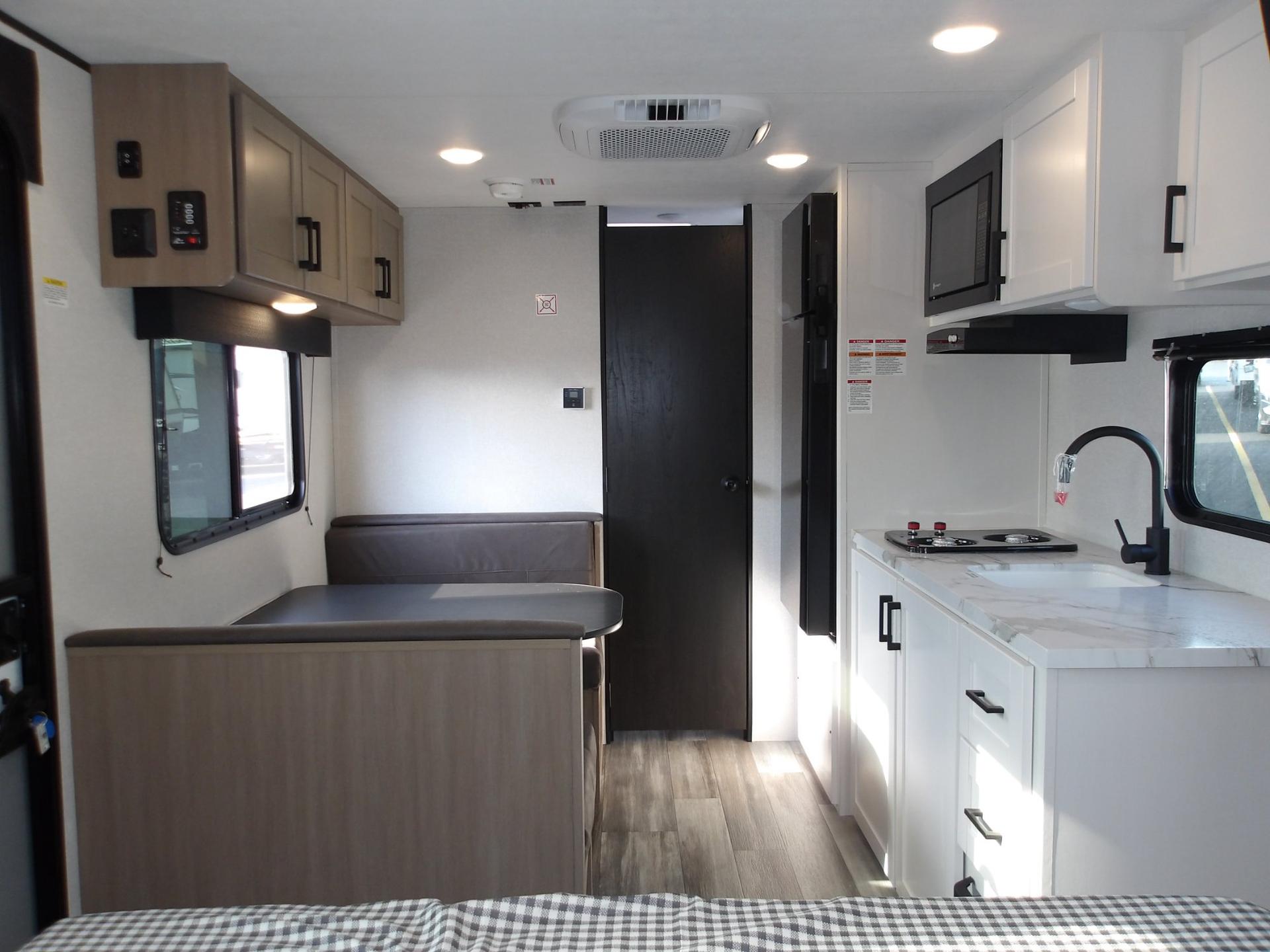 2026 Jayco 2026 Jayco Jay Flight SLX - thumbnail 7