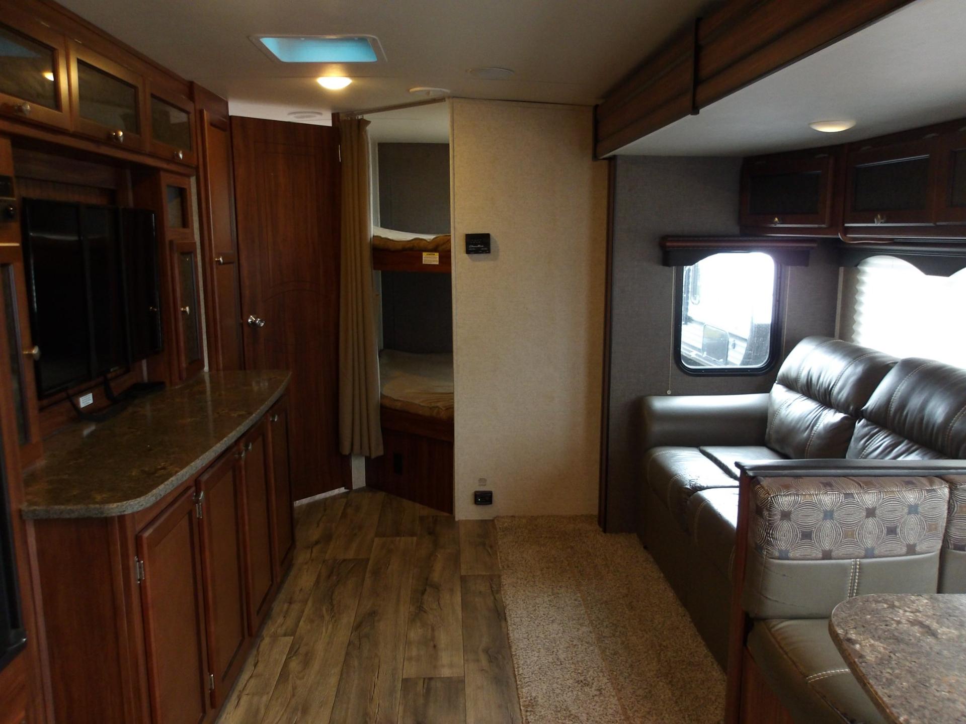 2017 Heartland 2017 Heartland Wilderness - thumbnail 16