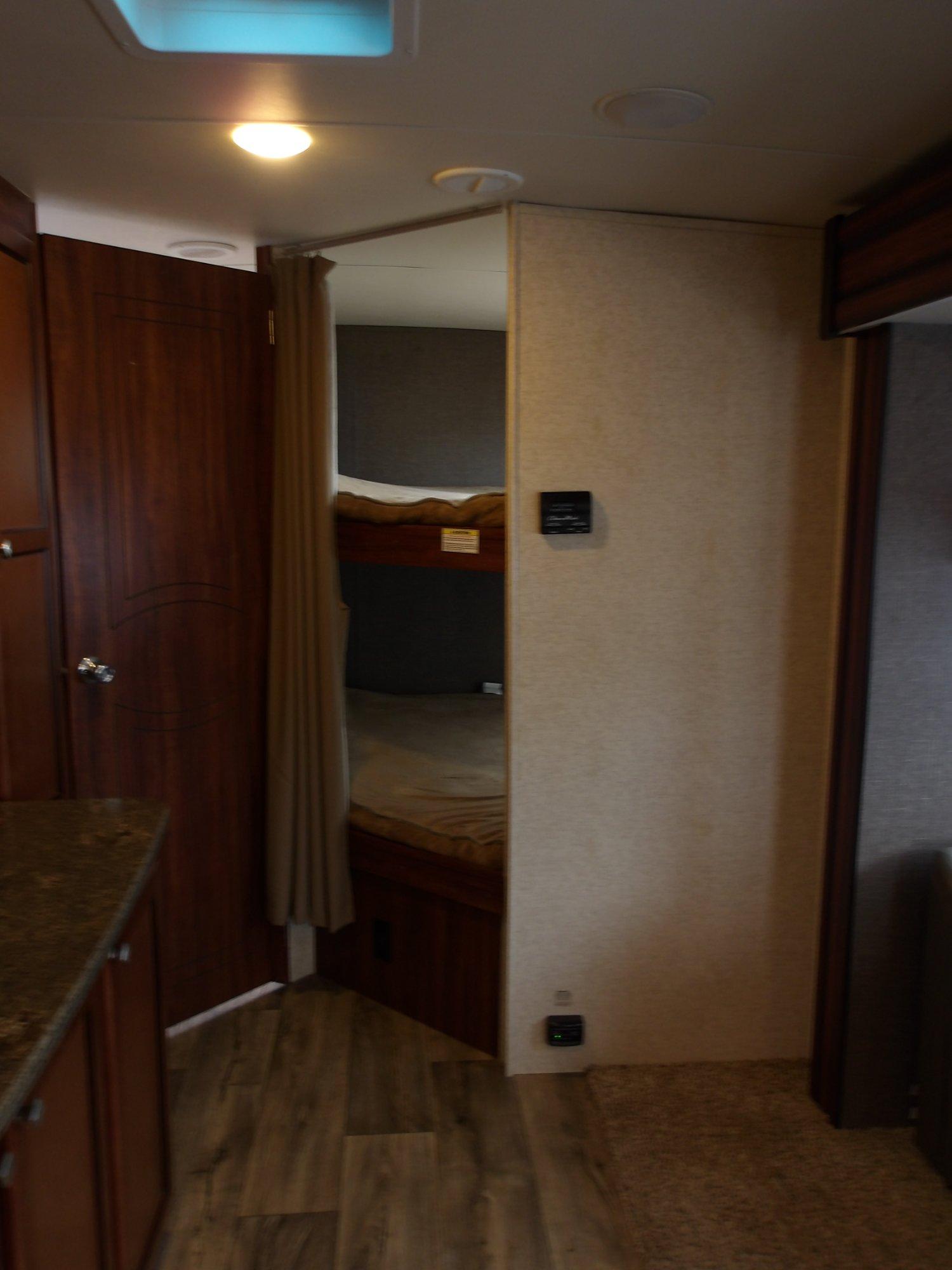 2017 Heartland 2017 Heartland Wilderness - thumbnail 20