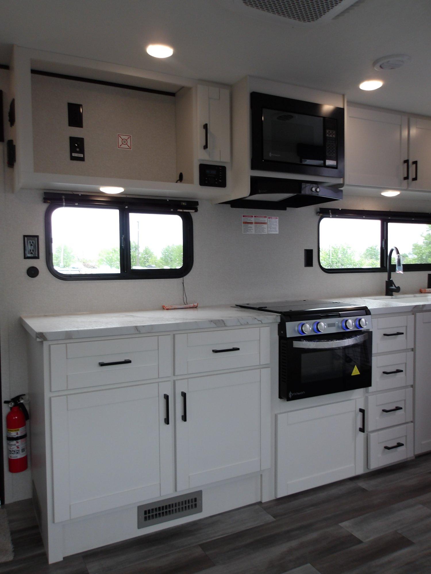 2026 Jayco 2026 Jayco Jay Flight SLX - thumbnail 14