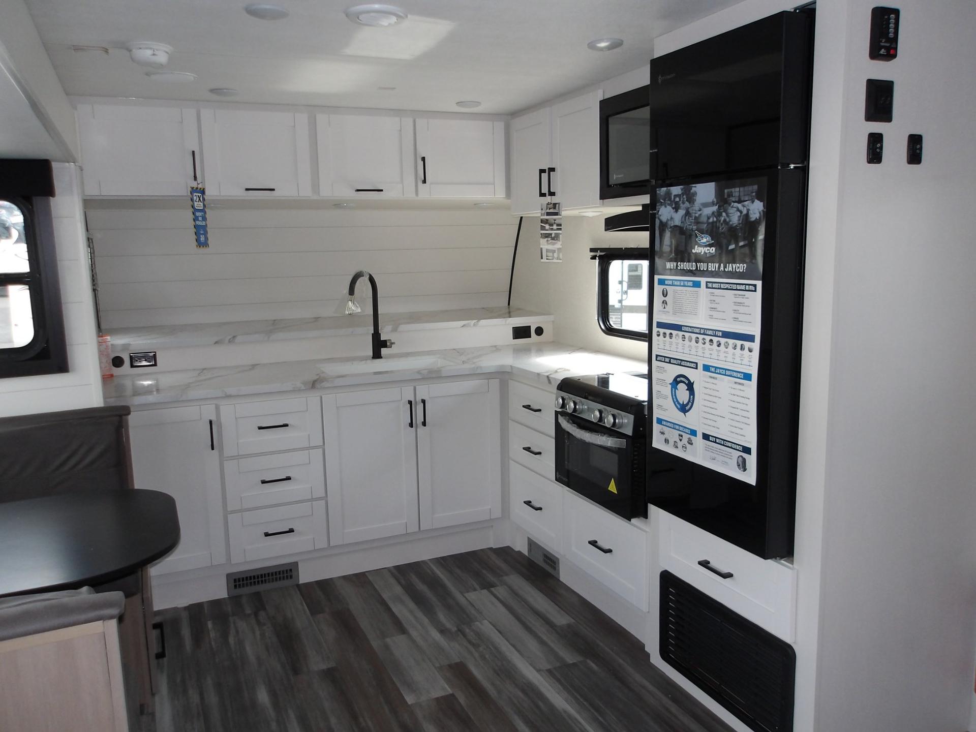 2026 Jayco 2026 Jayco Jay Flight SLX - thumbnail 13