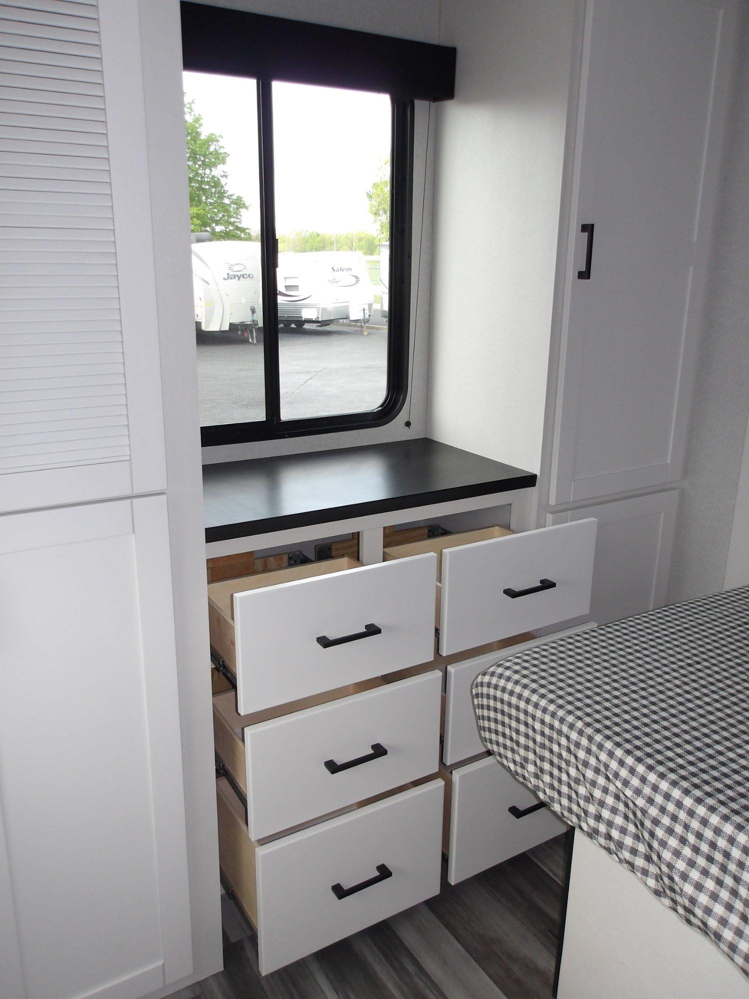 2026 Jayco 2026 Jayco Jay Flight SLX - thumbnail 35