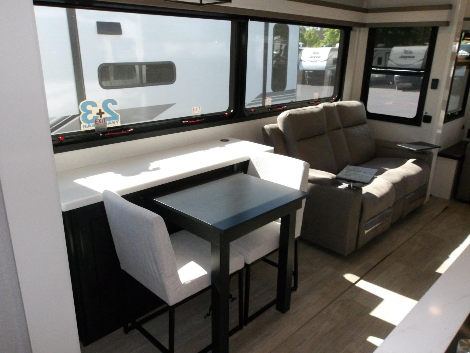 2026 Jayco 2026 Jayco Pinnacle - thumbnail 31