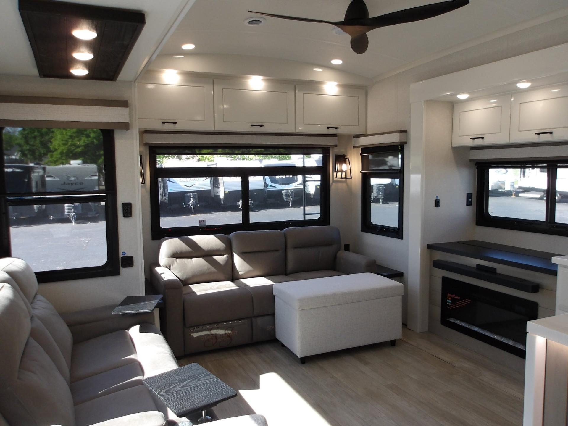 2026 Jayco 2026 Jayco Pinnacle - thumbnail 34