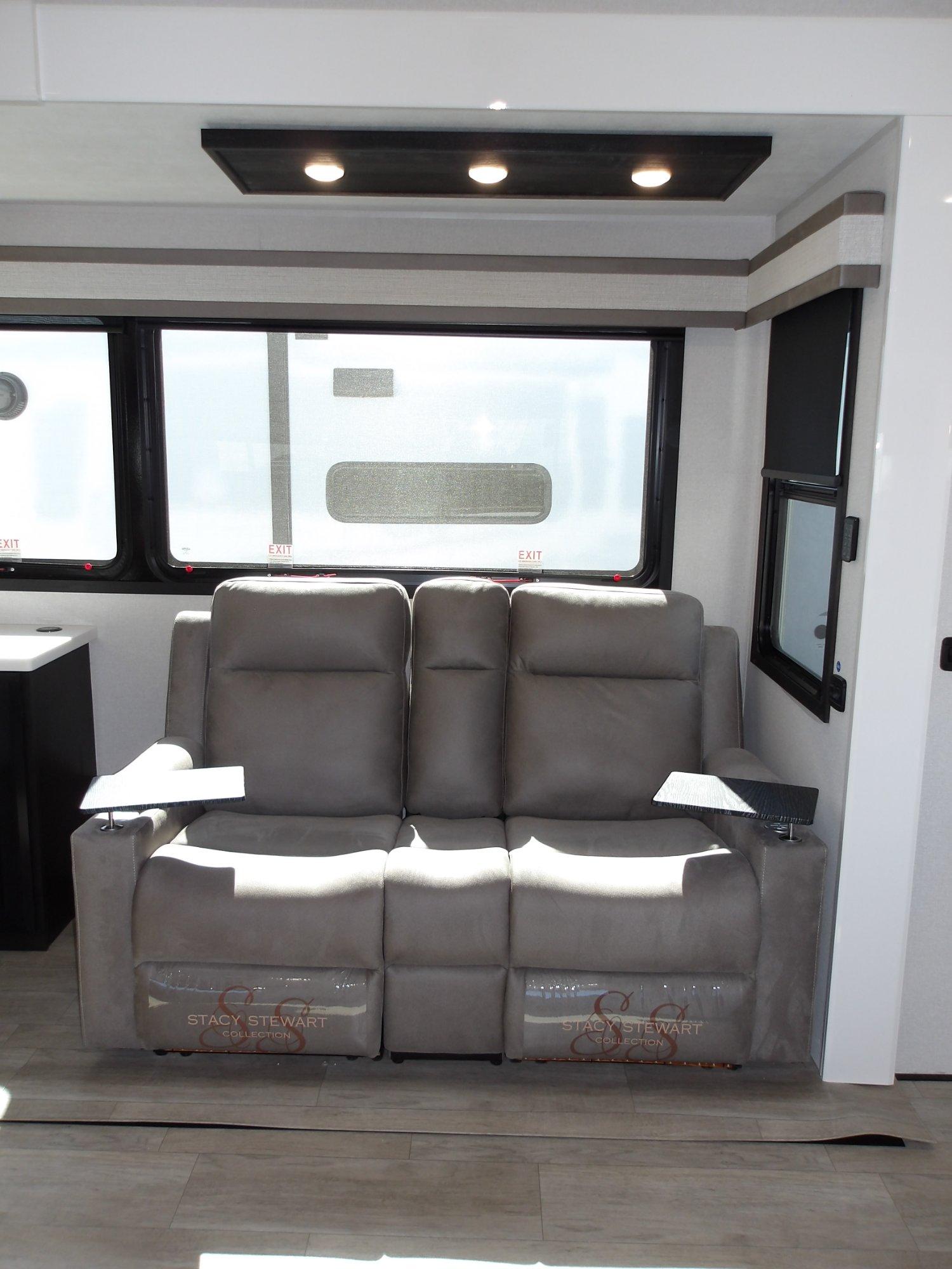 2026 Jayco 2026 Jayco Pinnacle - thumbnail 35