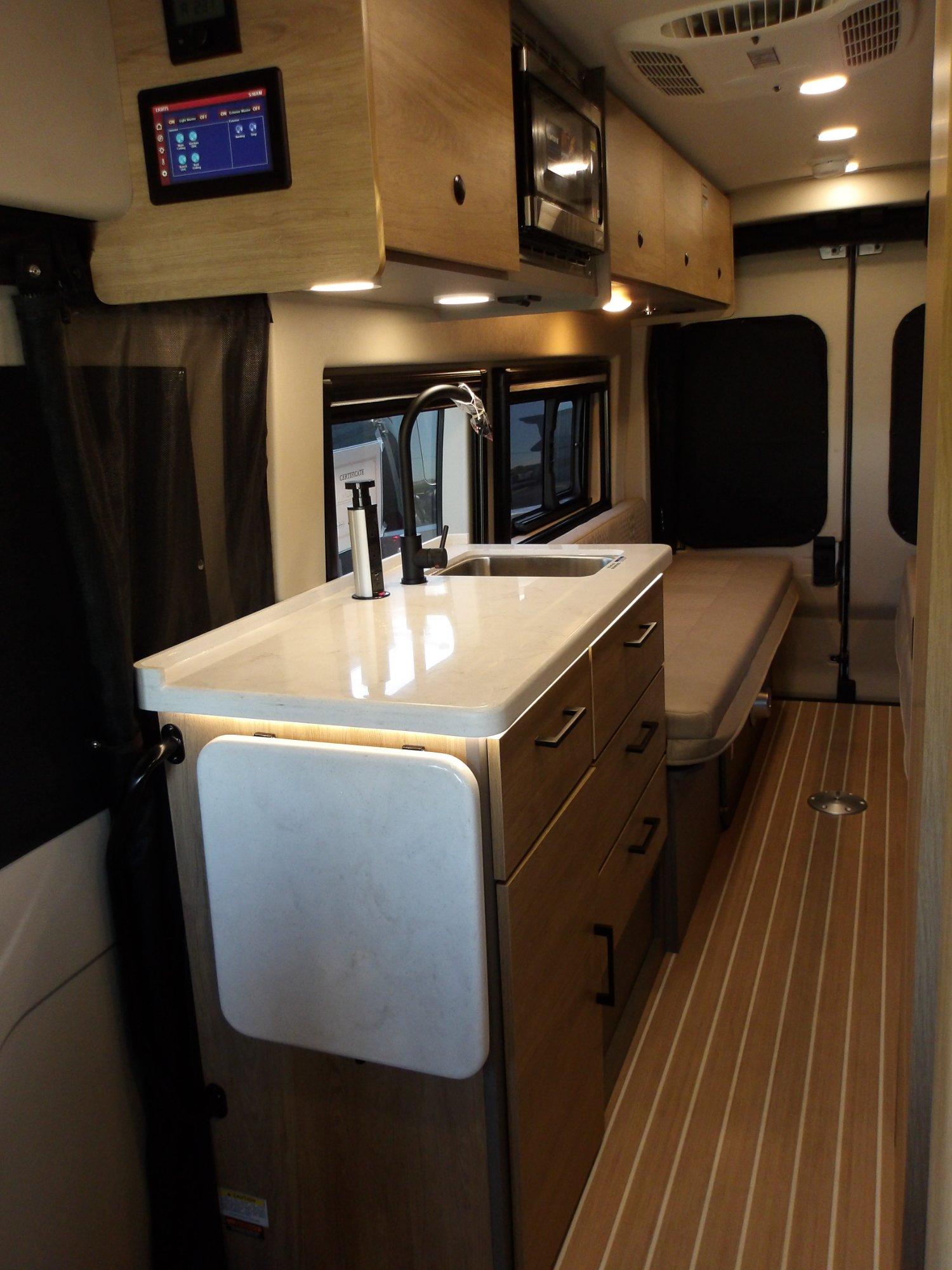 2027 Jayco 2027 Jayco Solstice - thumbnail 7