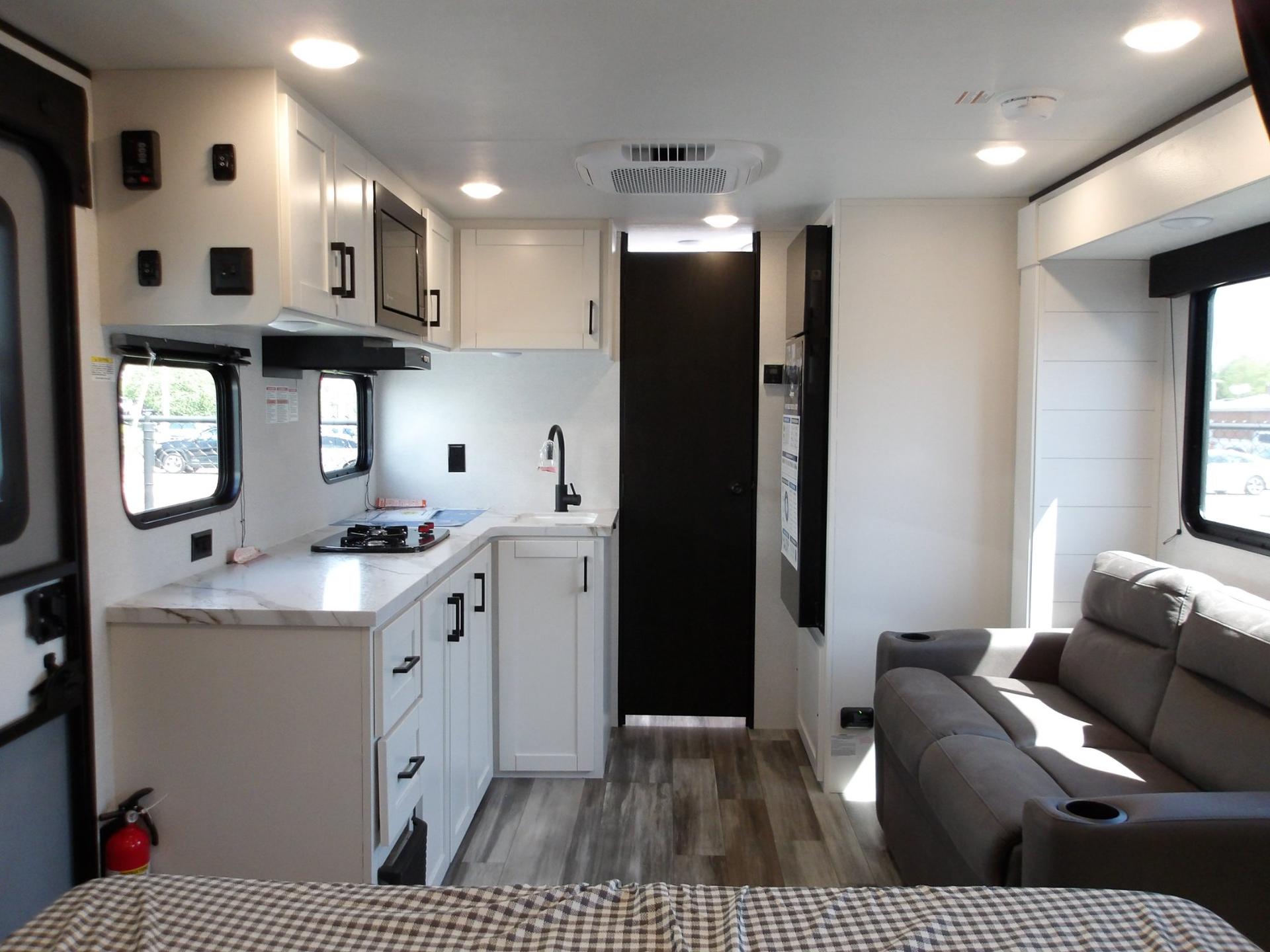 2026 Jayco 2026 Jayco Jay Flight SLX - thumbnail 8