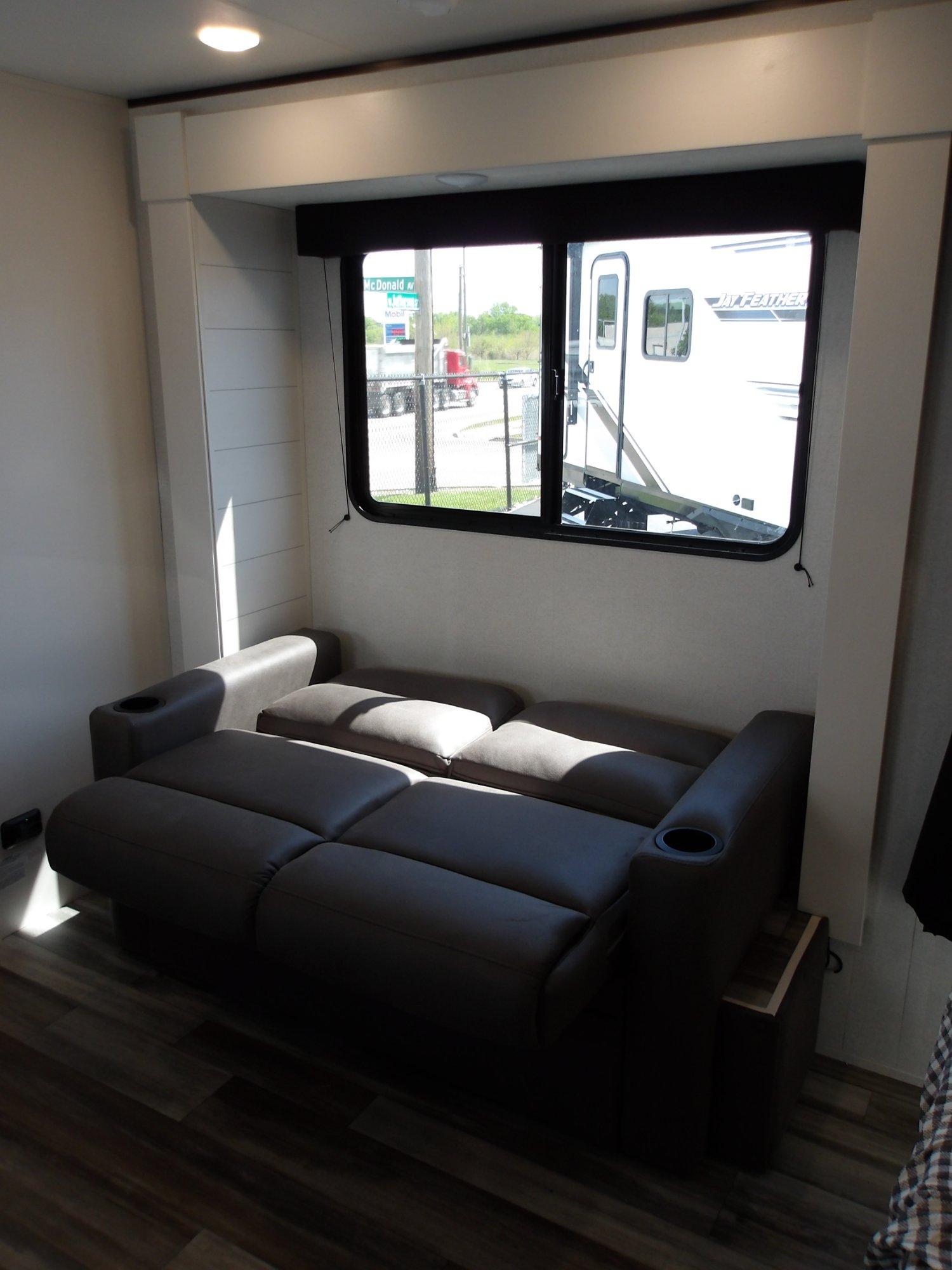 2026 Jayco 2026 Jayco Jay Flight SLX - thumbnail 10