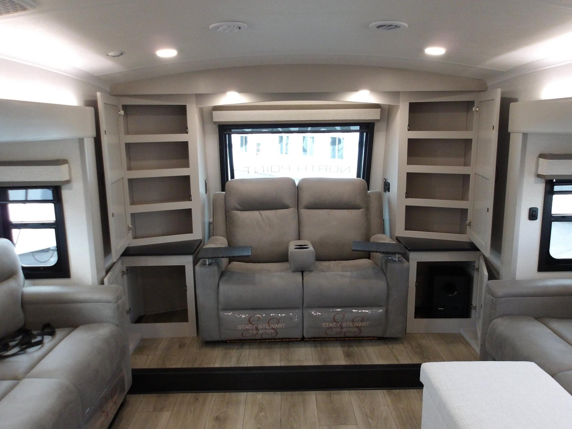 2026 Jayco 2026 Jayco North Point - thumbnail 43